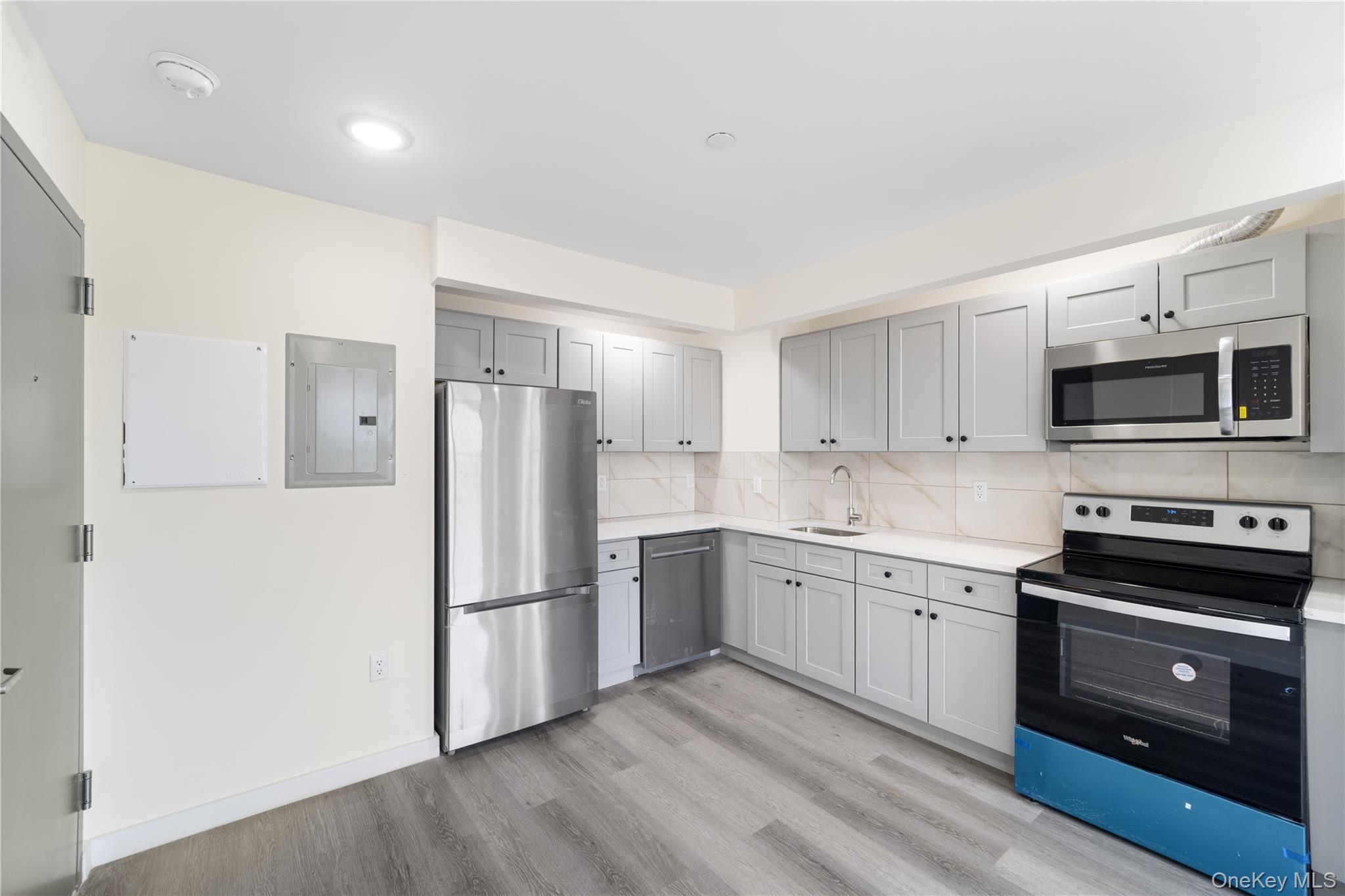 8623 Flatlands Avenue – For Sale photo 9