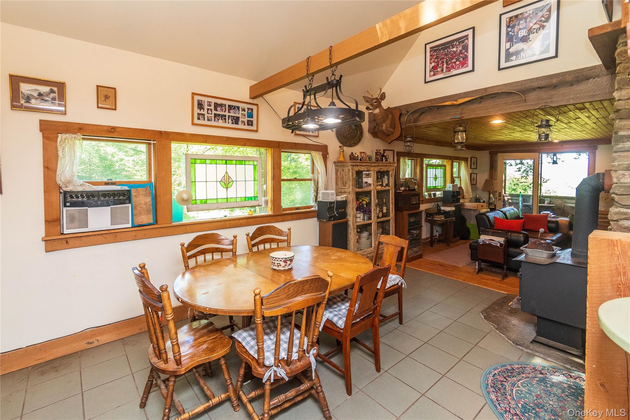 885 Grandview Road – For Sale photo 32