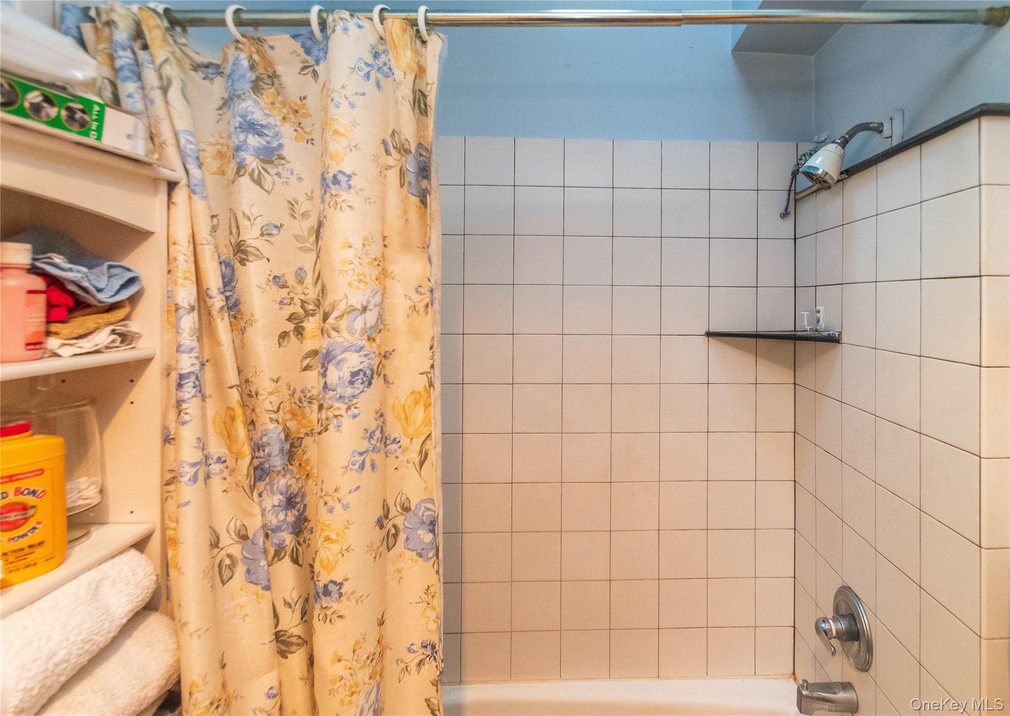 885 Grandview Road – For Sale photo 27