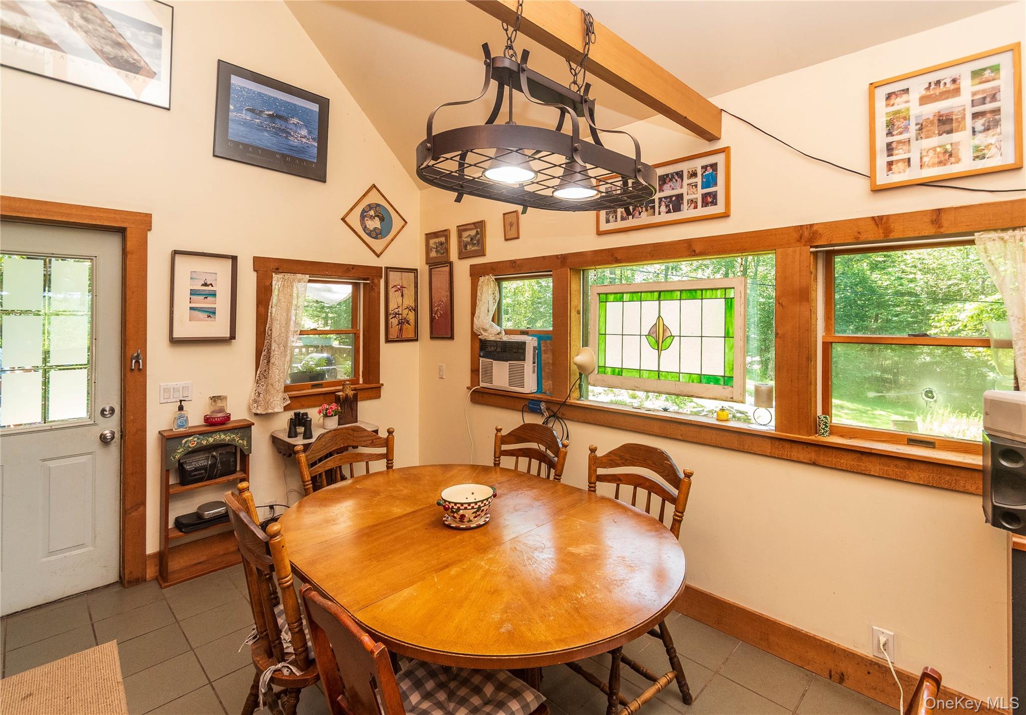 885 Grandview Road – For Sale photo 33
