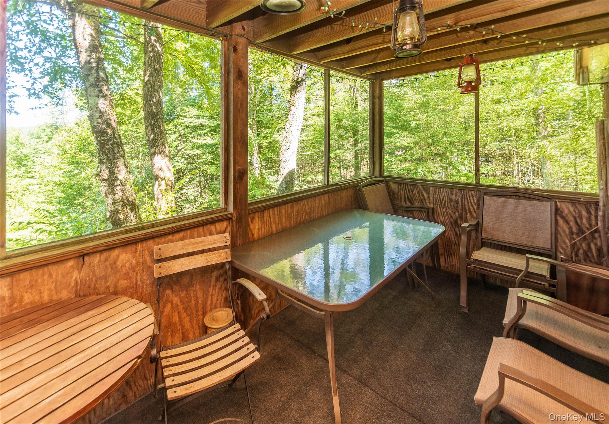 885 Grandview Road – For Sale photo 40