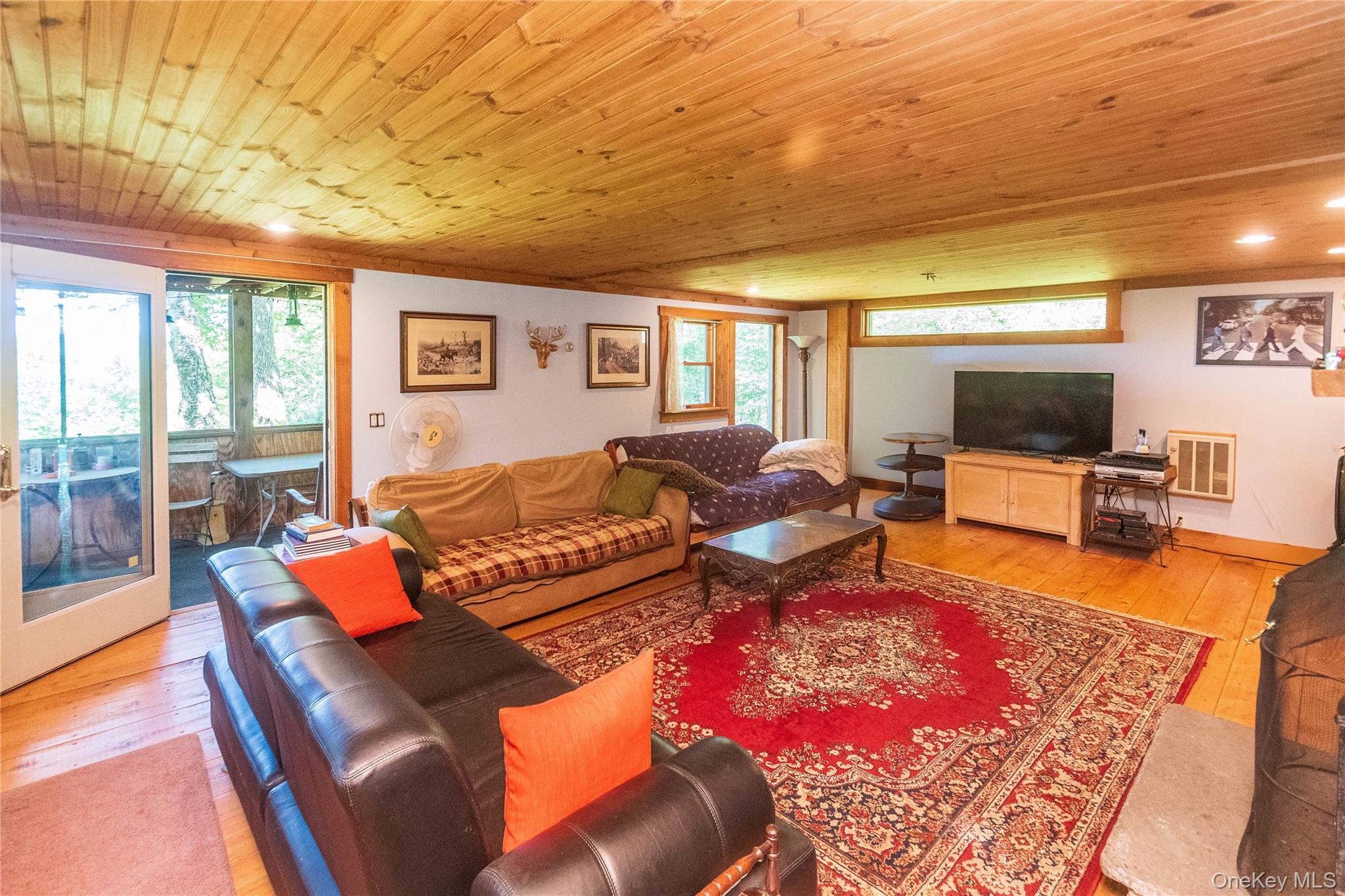 885 Grandview Road – For Sale photo 44