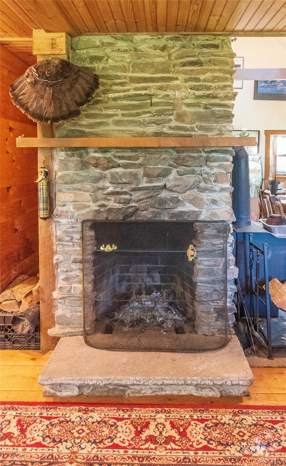 885 Grandview Road – For Sale photo 42