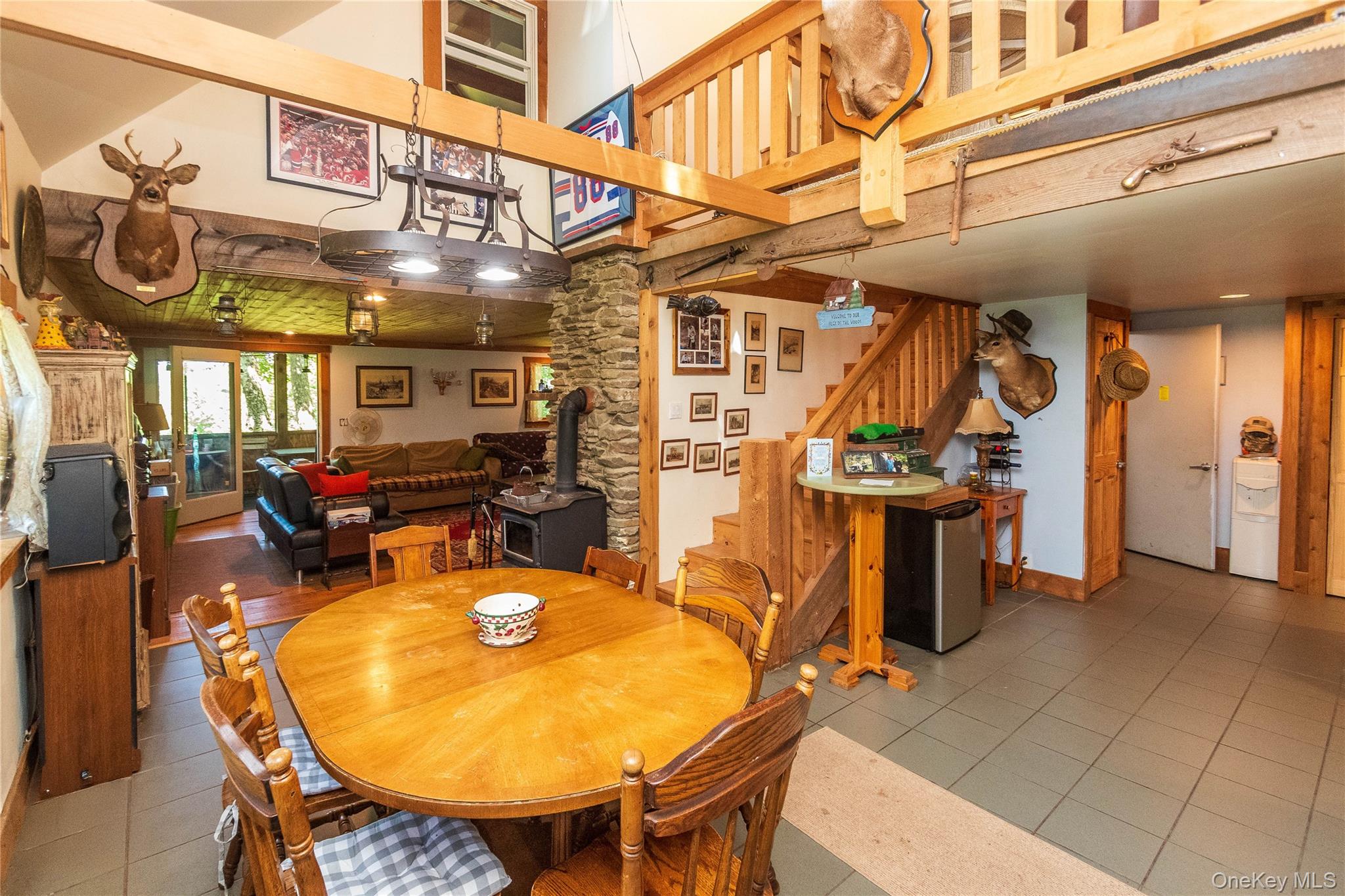 885 Grandview Road – For Sale photo 36