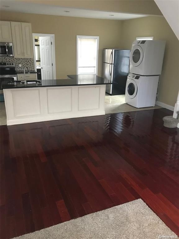 175 Richmond Boulevard – For Rent photo 6