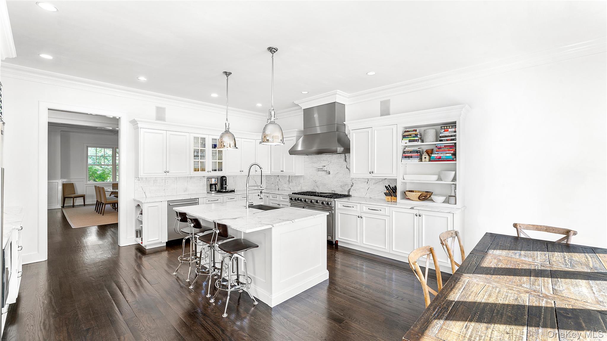 14 W Hills Court – For Rent photo 7