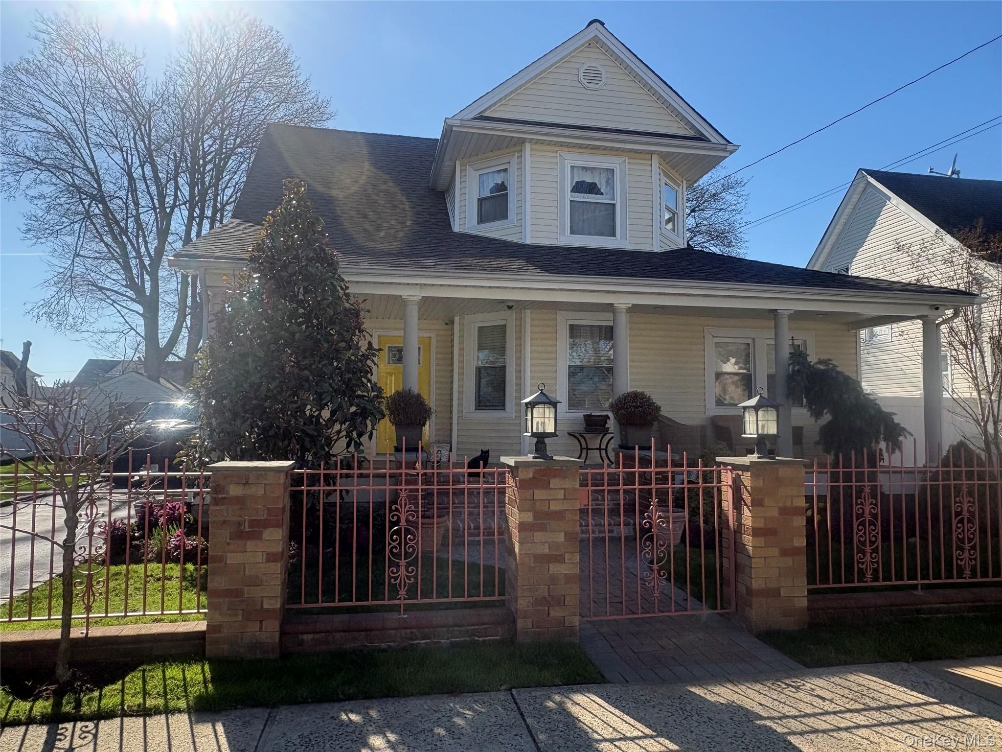 25 Rutland Road – For Sale