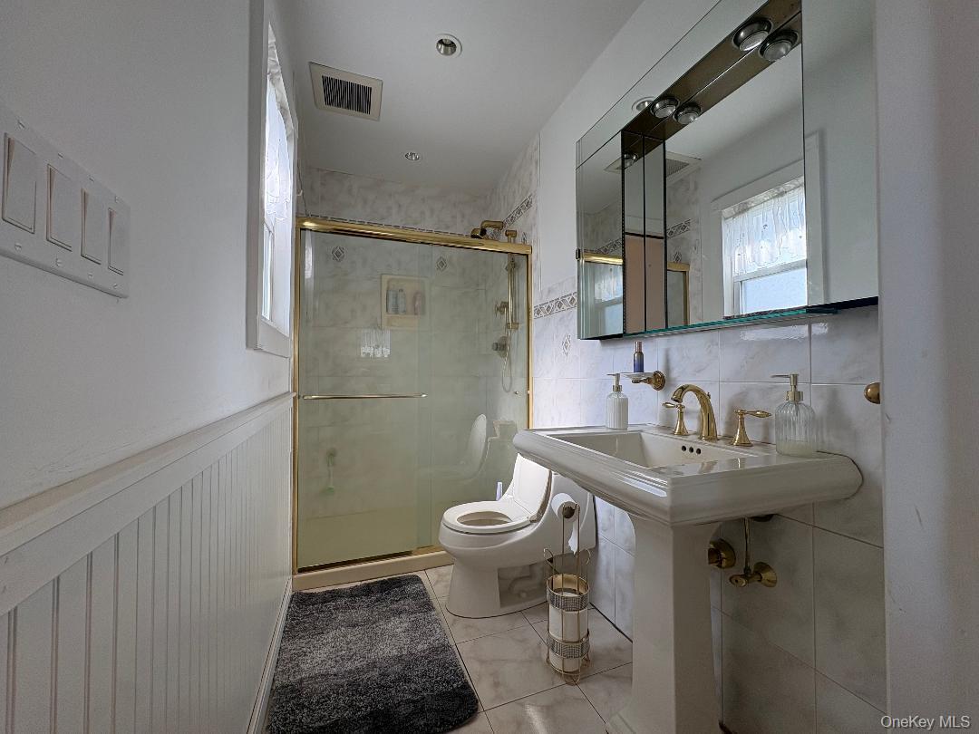 25 Rutland Road – For Sale photo 7