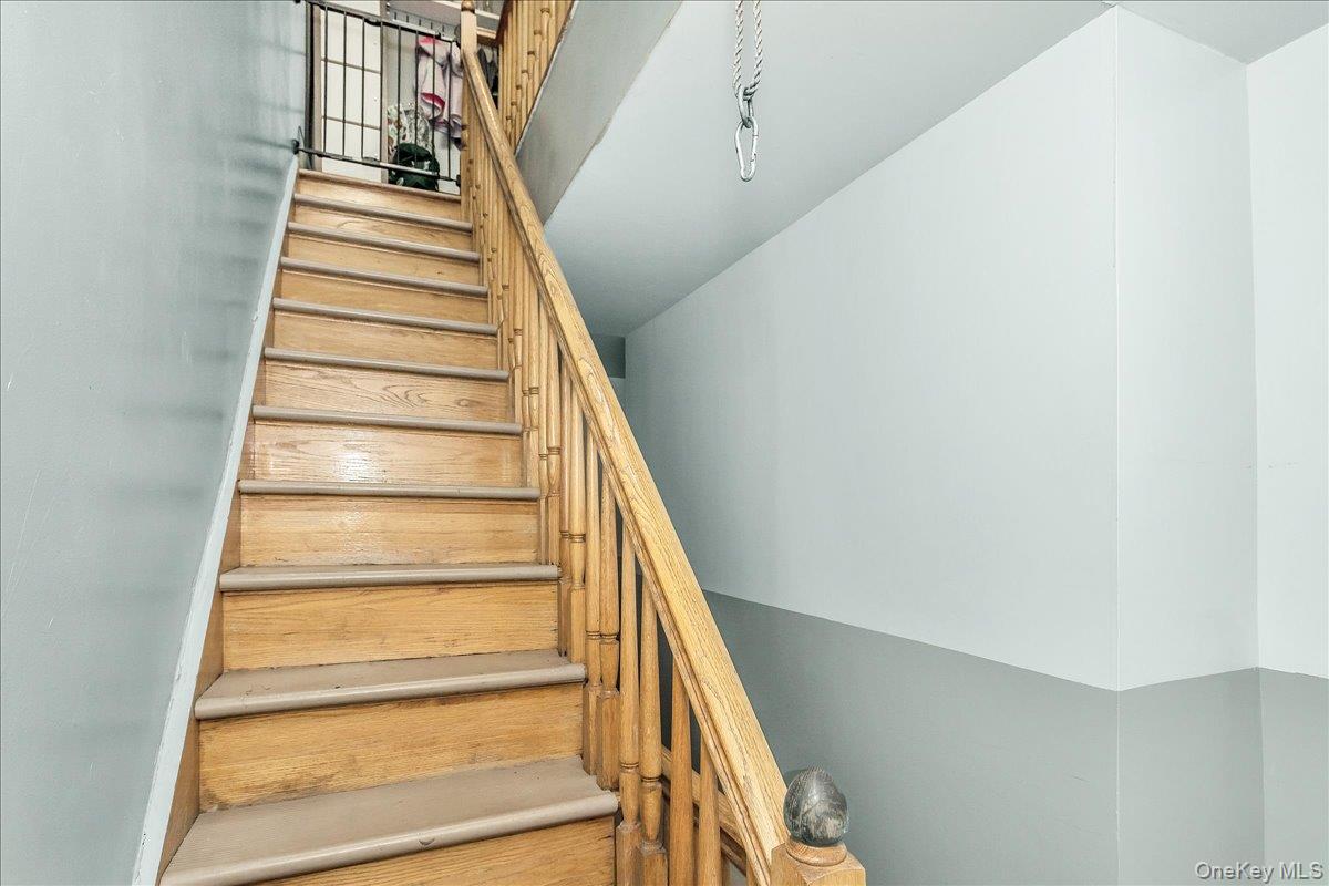 382 Manhattan Avenue – For Sale photo 14