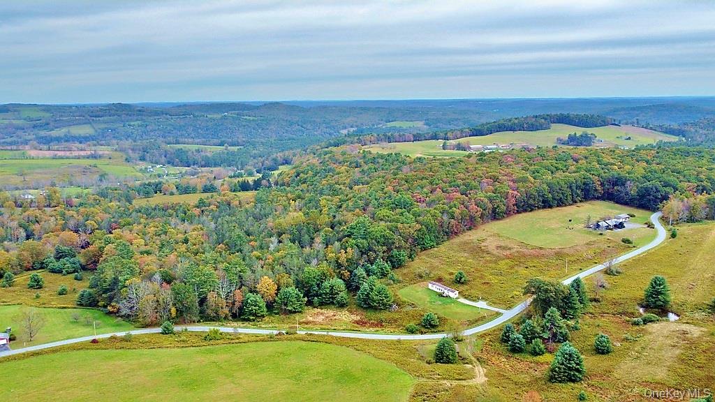 000 Kautz Road – For Sale photo 3