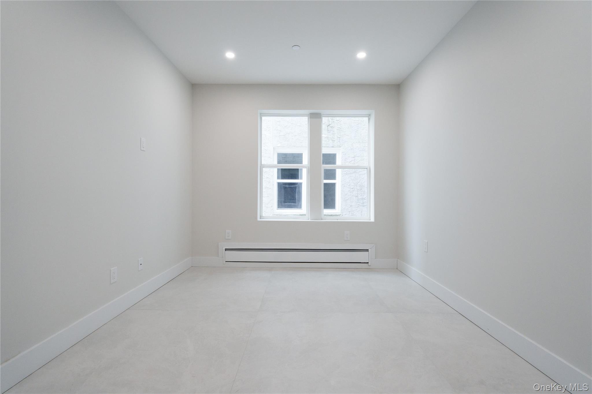 315 W Broadway, Unit 1L photo 16