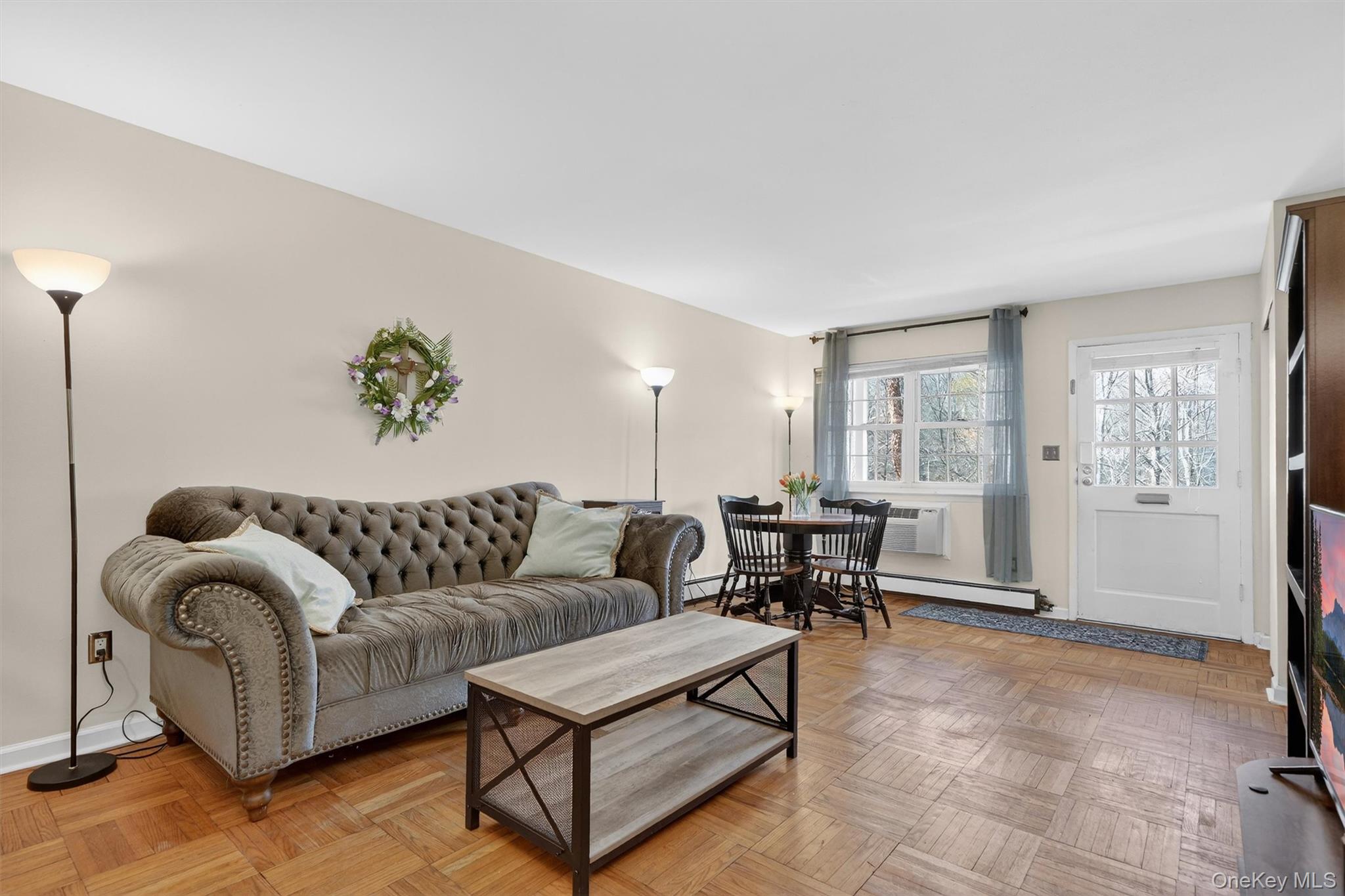 1840 Crompond Road, Unit 1A4 photo 17