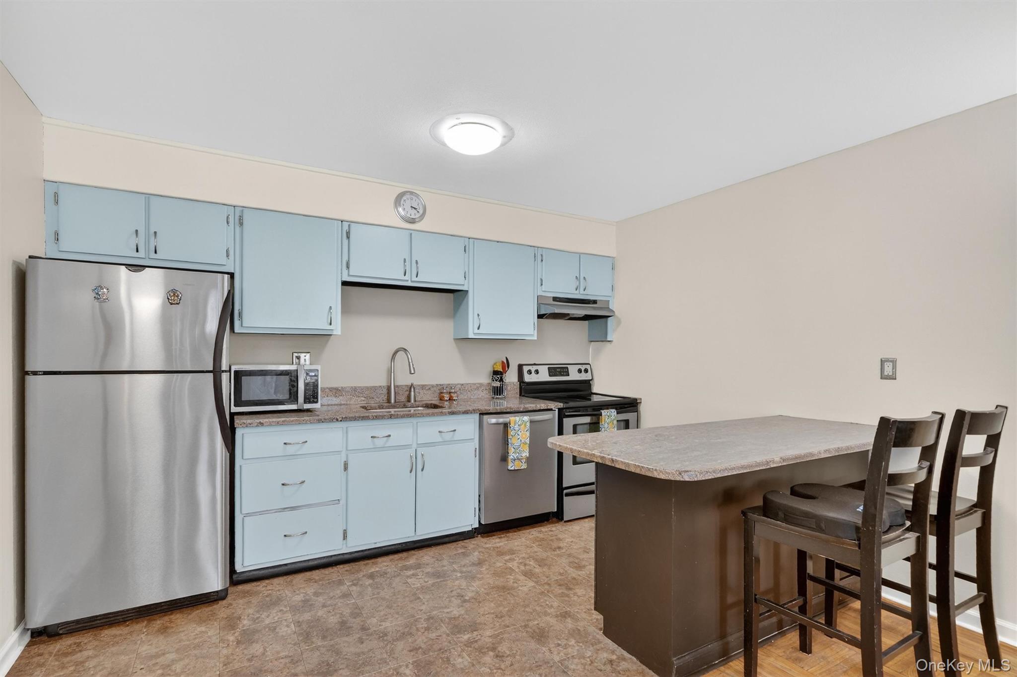 1840 Crompond Road, Unit 1A4 photo 14