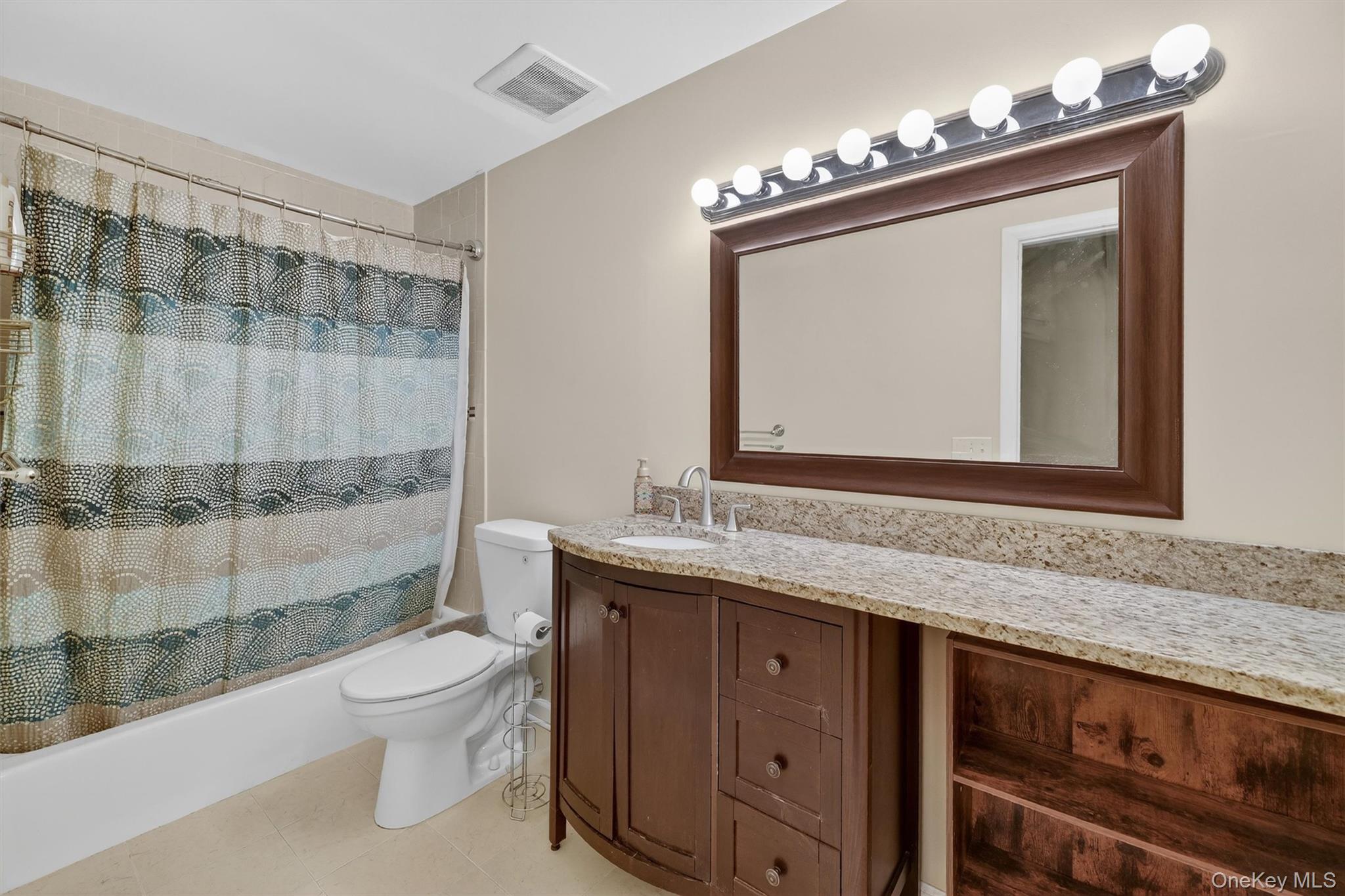 1840 Crompond Road, Unit 1A4 photo 24