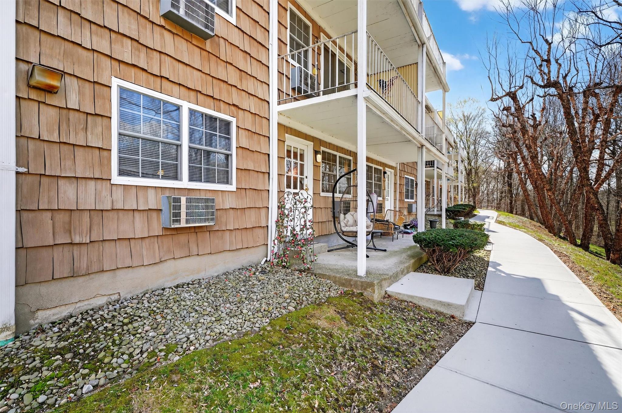 1840 Crompond Road, Unit 1A4 photo 2
