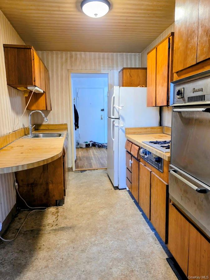 18-50 211th Street, Unit 1B photo 10