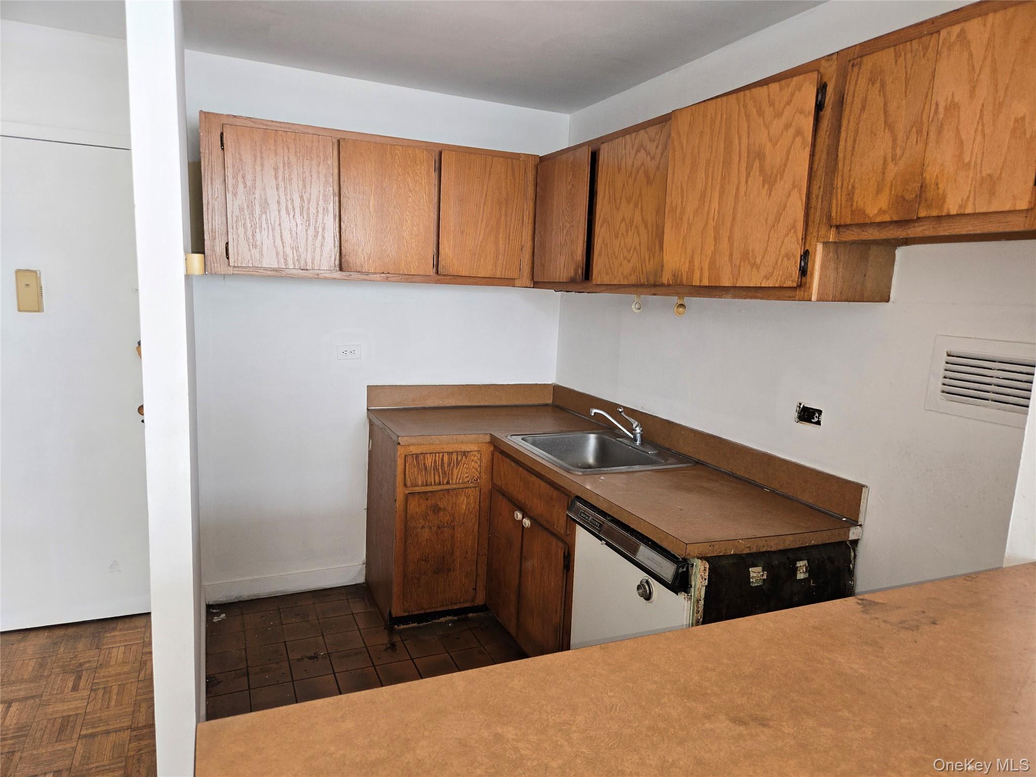 111 4th Avenue, Unit 11L photo 9