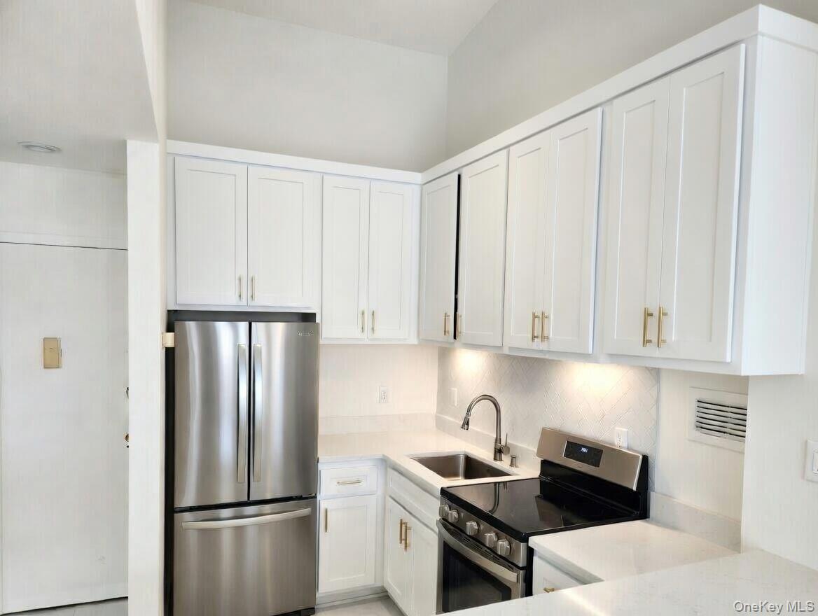 111 4th Avenue, Unit 11L photo 10