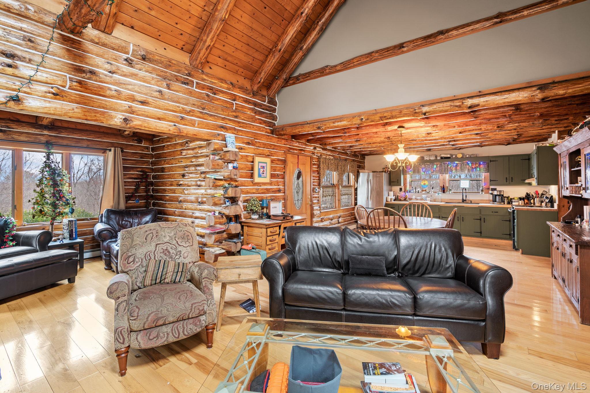 294 Comfort Trail – For Sale photo 10