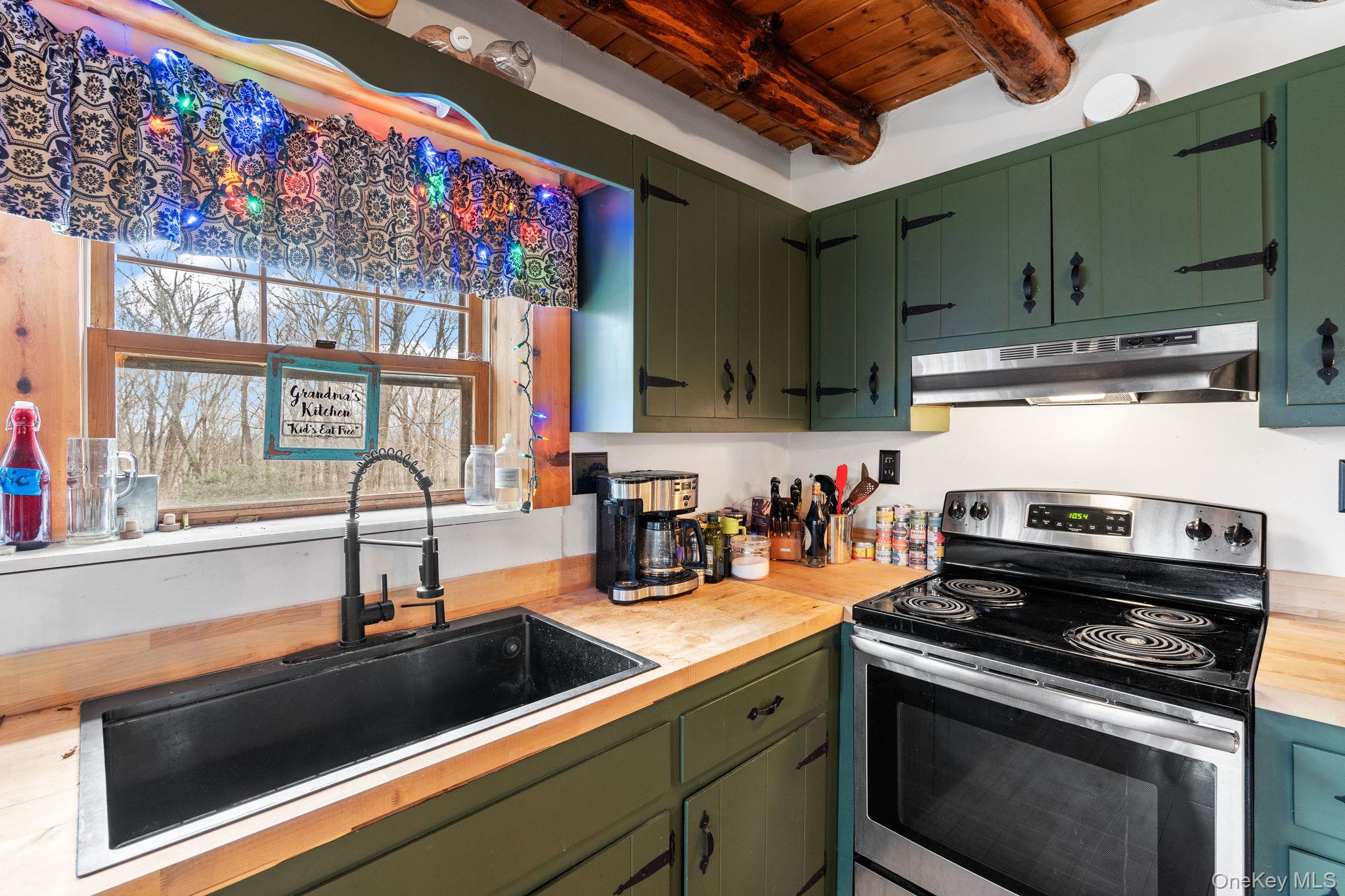 294 Comfort Trail – For Sale photo 4