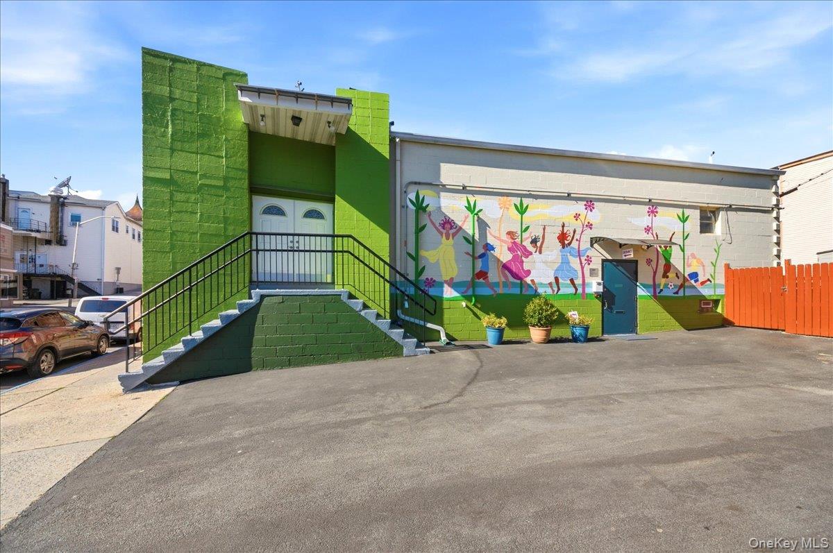 228 N Washington Street – For Sale photo 3