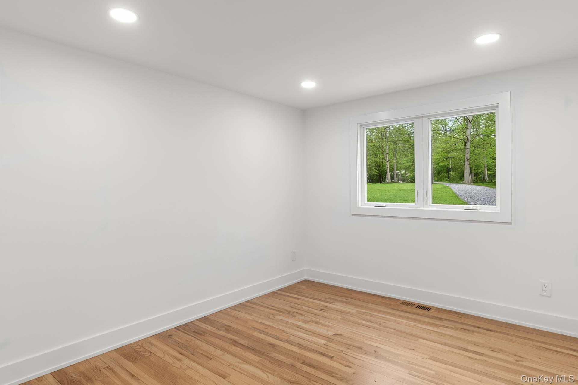 38 Milina Drive – For Sale photo 15