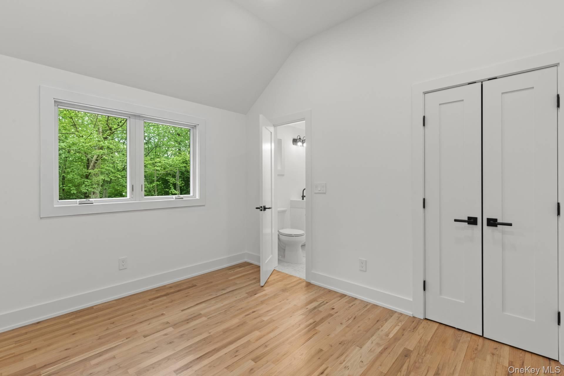 38 Milina Drive – For Sale photo 16