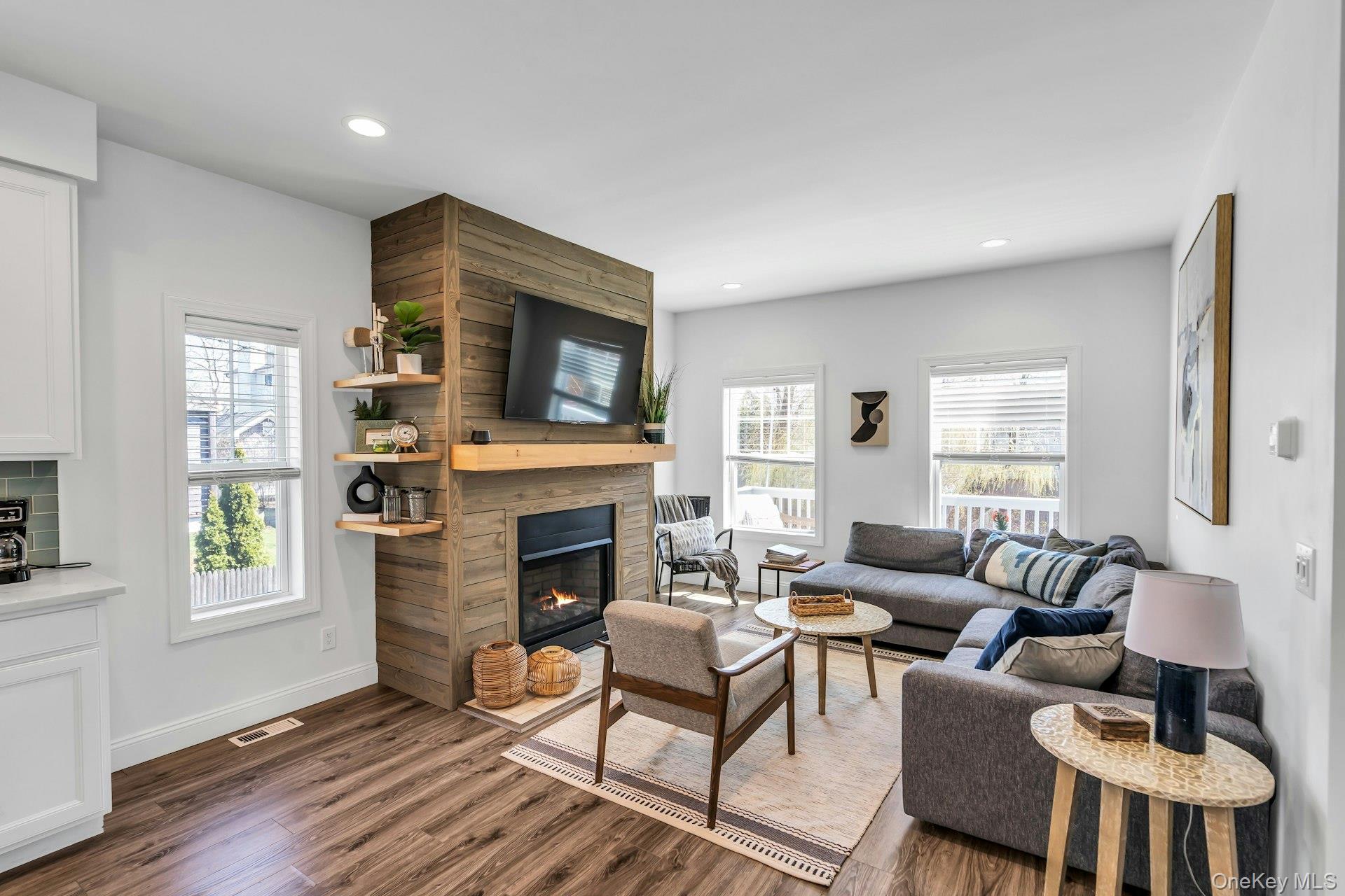 215 North Street – For Sale photo 25