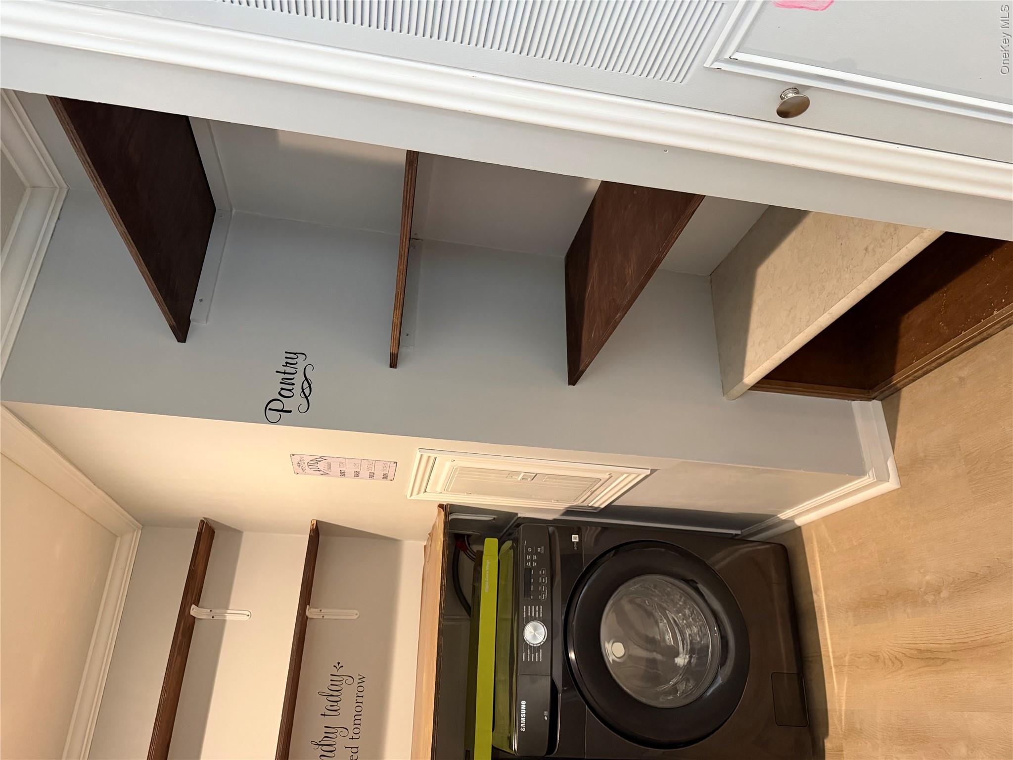 95 New  Hackensack Rd Road, Unit 29 photo 4