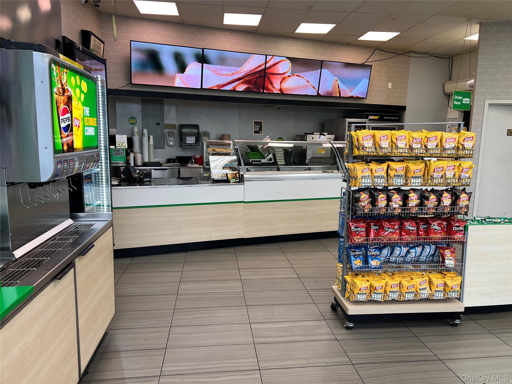 3102 U Arcade, Unit Store 3 photo 8