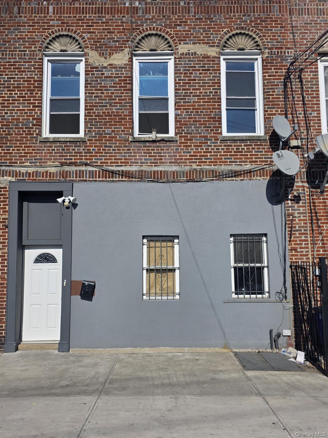 10407 177th Street – For Sale