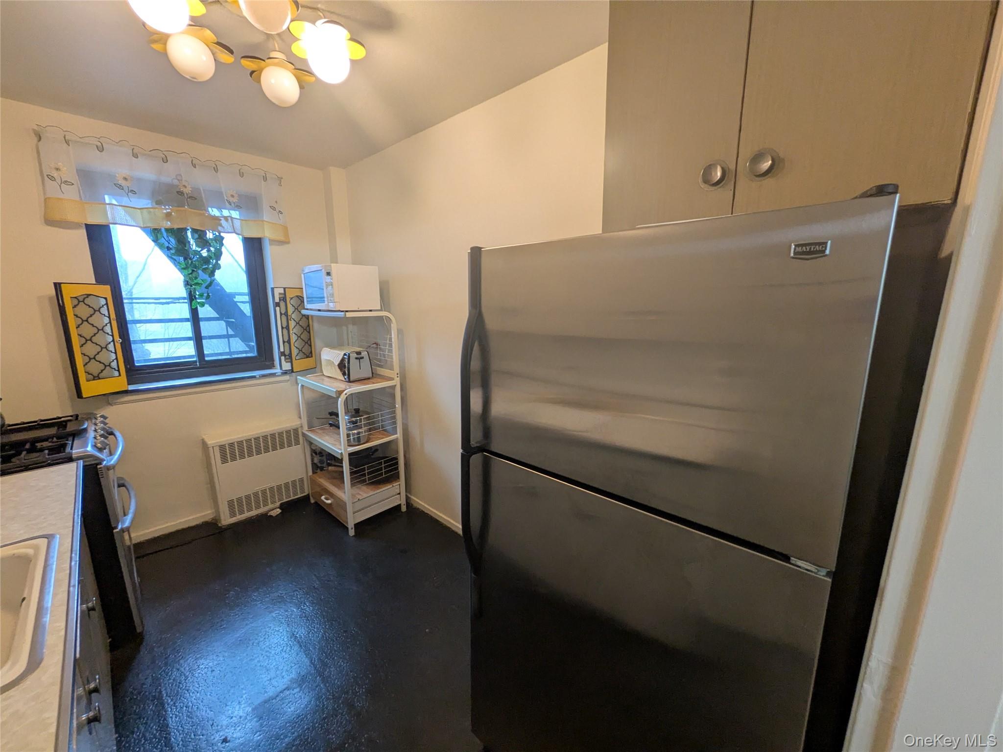 87-56 Francis Lewis Boulevard, Unit B45 photo 10