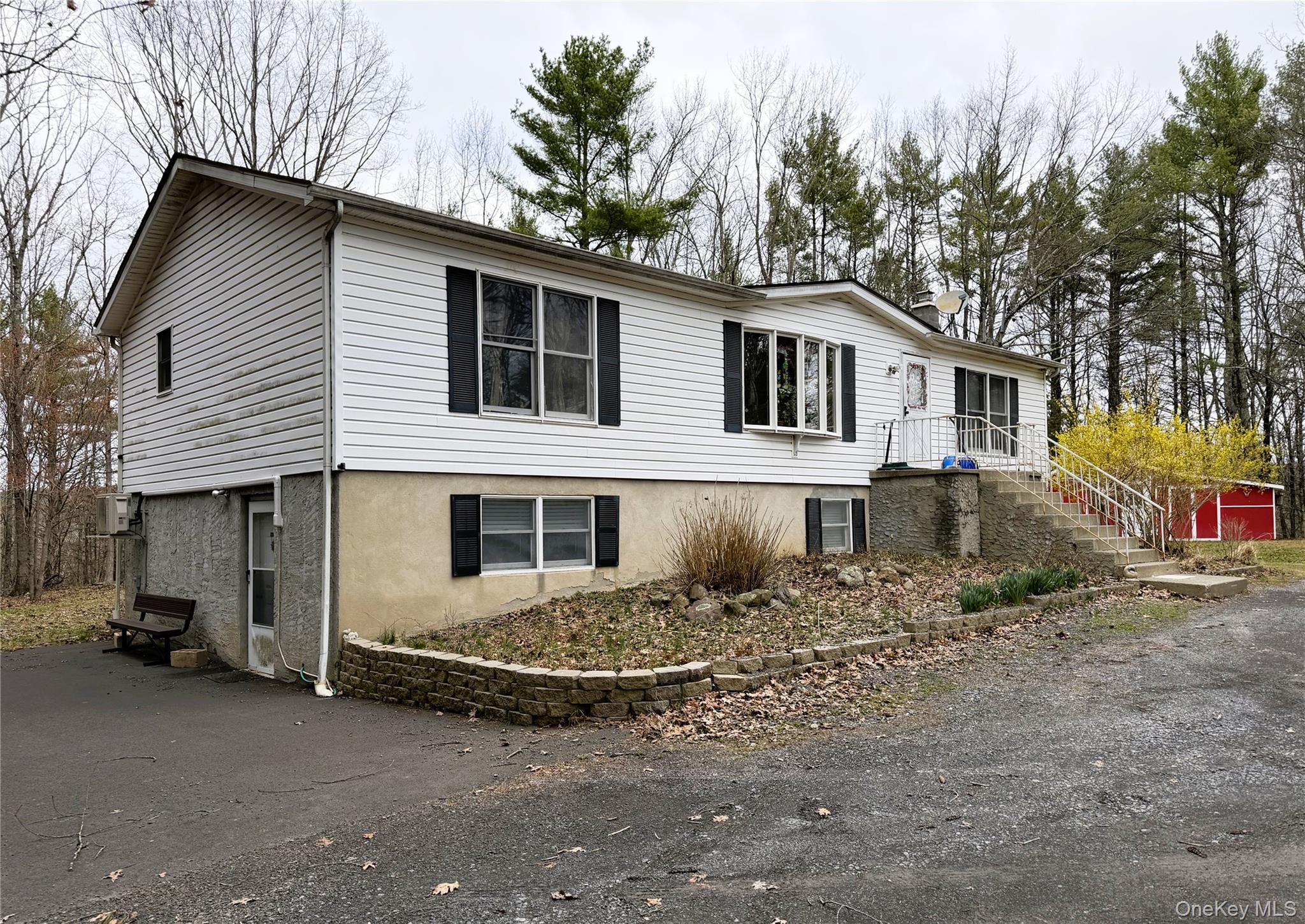 164 Frank Hitchcock Road – For Sale photo 2