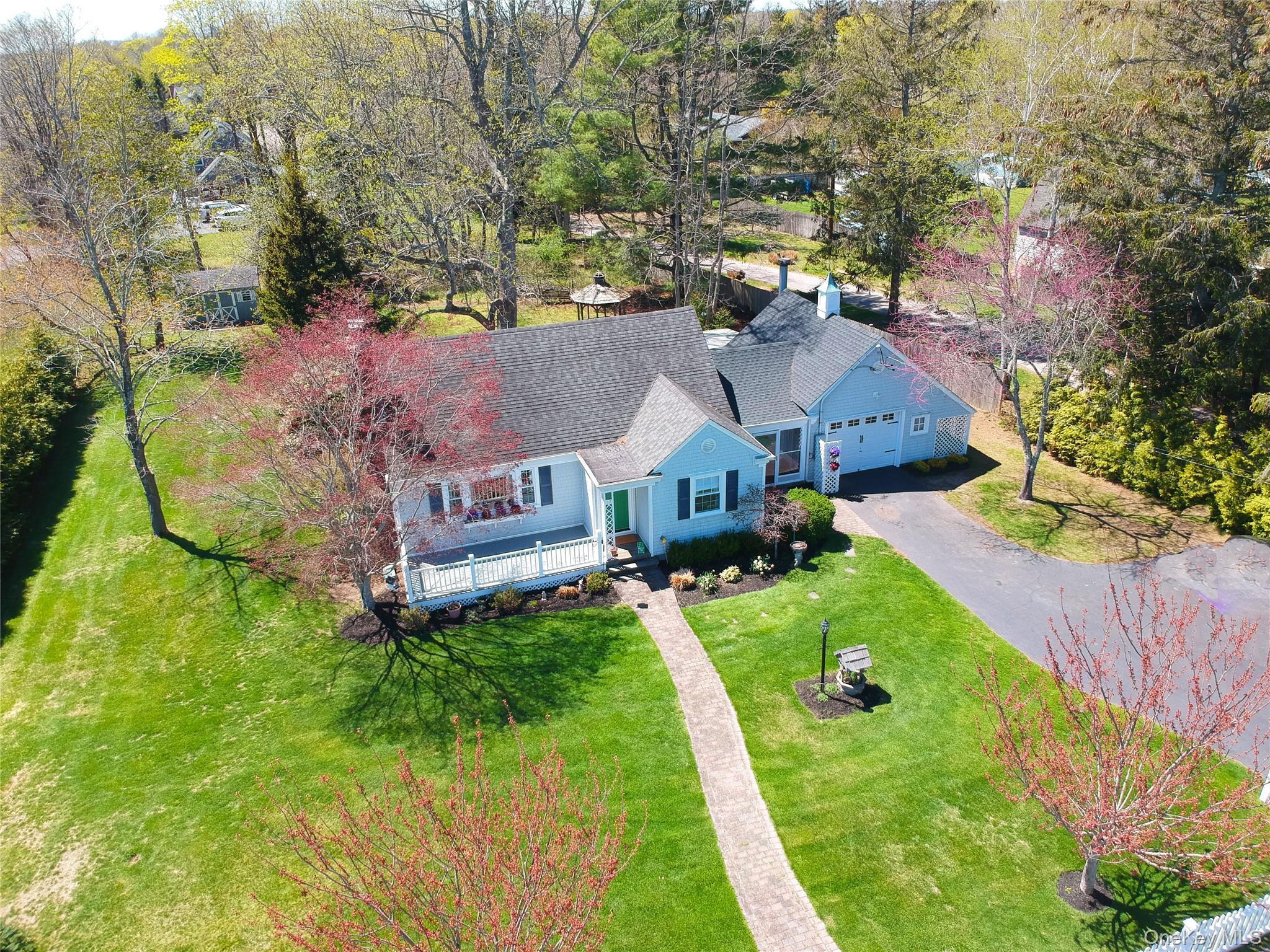 32 Atlantic Avenue – For Sale photo 2