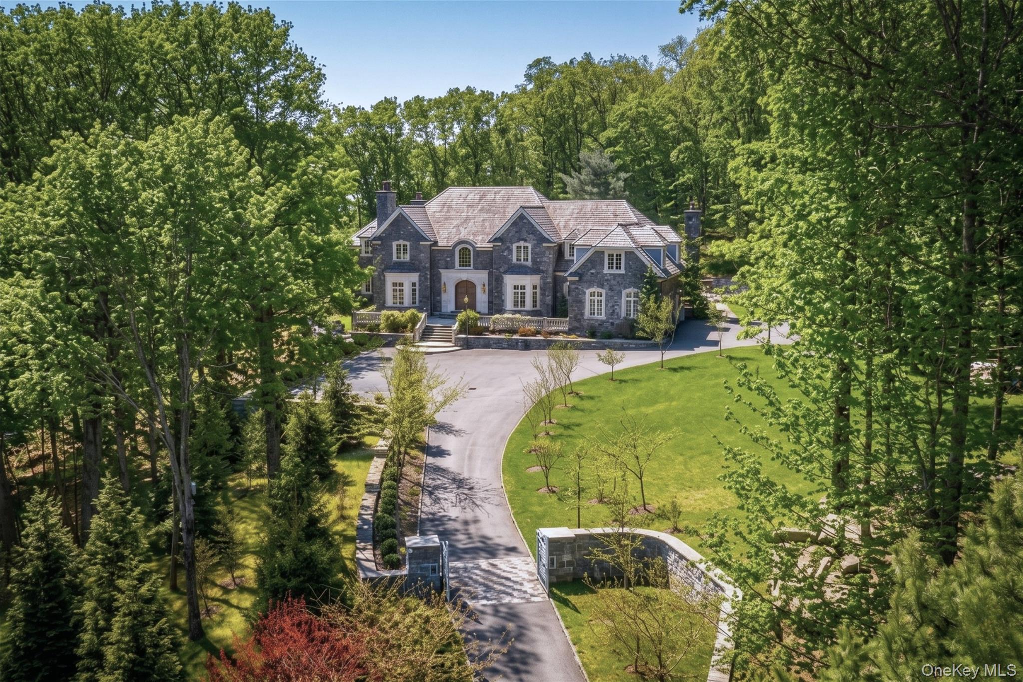 3 Vincent Lane – For Sale photo 3