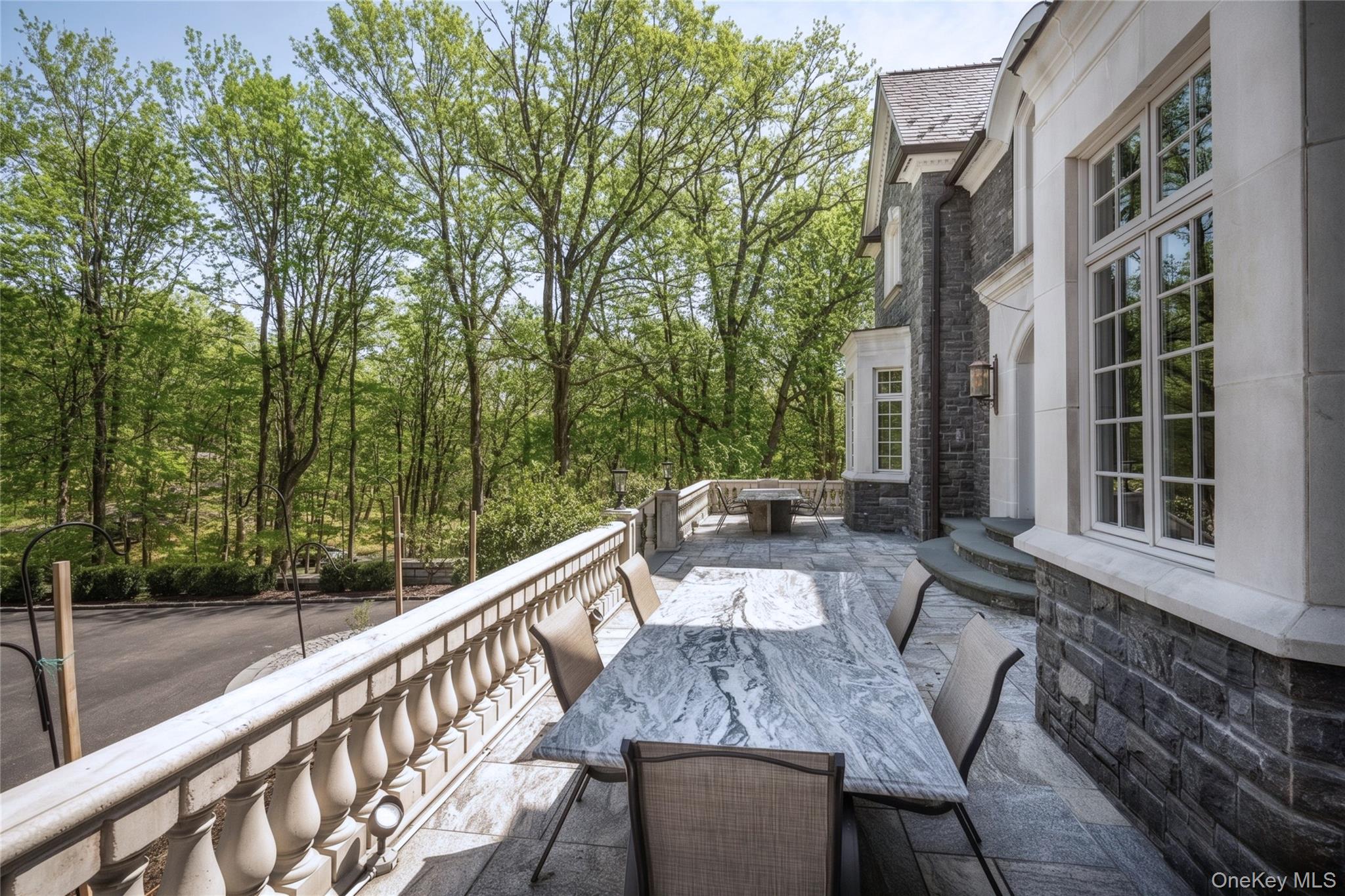 3 Vincent Lane – For Sale photo 5