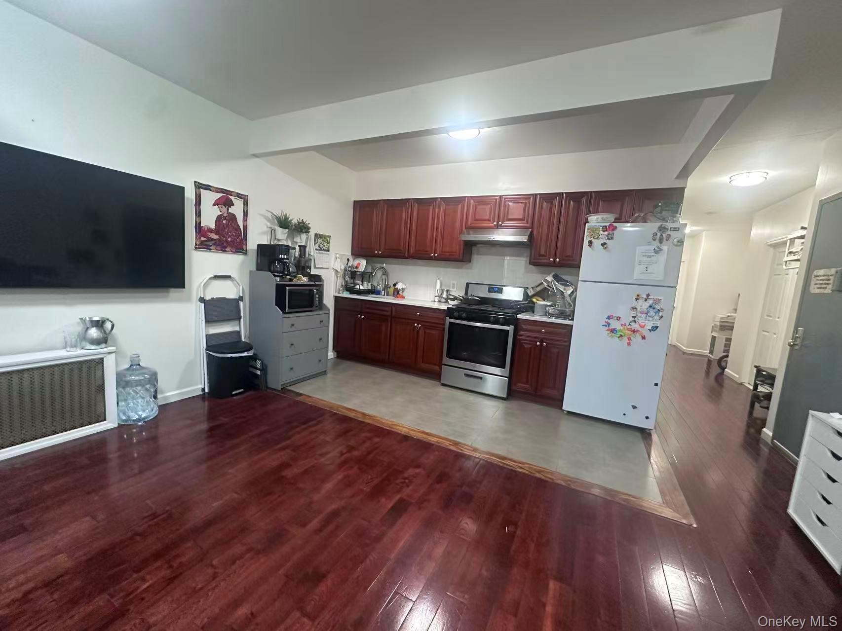 102-03 Jamaica Avenue – For Sale photo 12