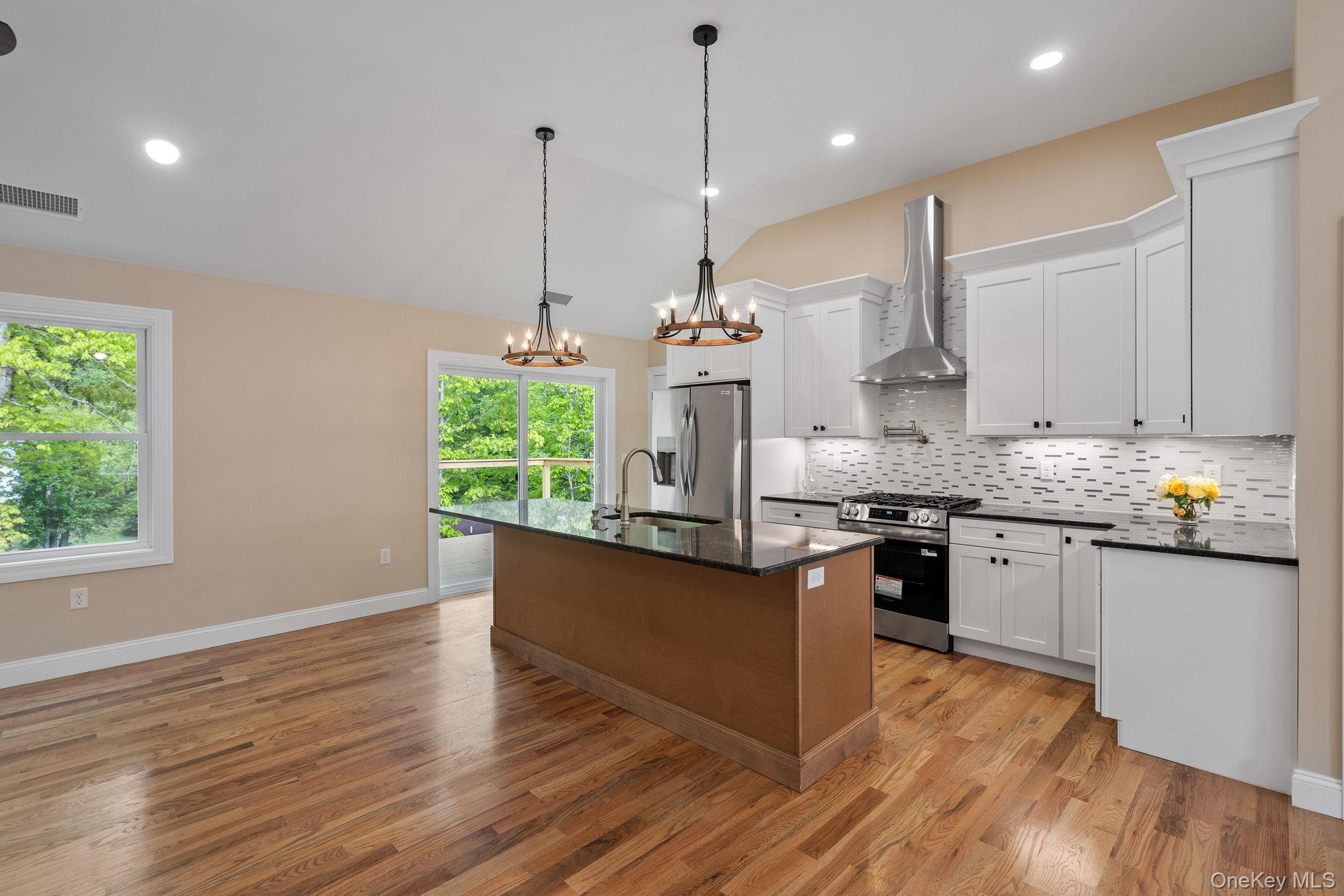 61 Smith Avenue – For Sale photo 3