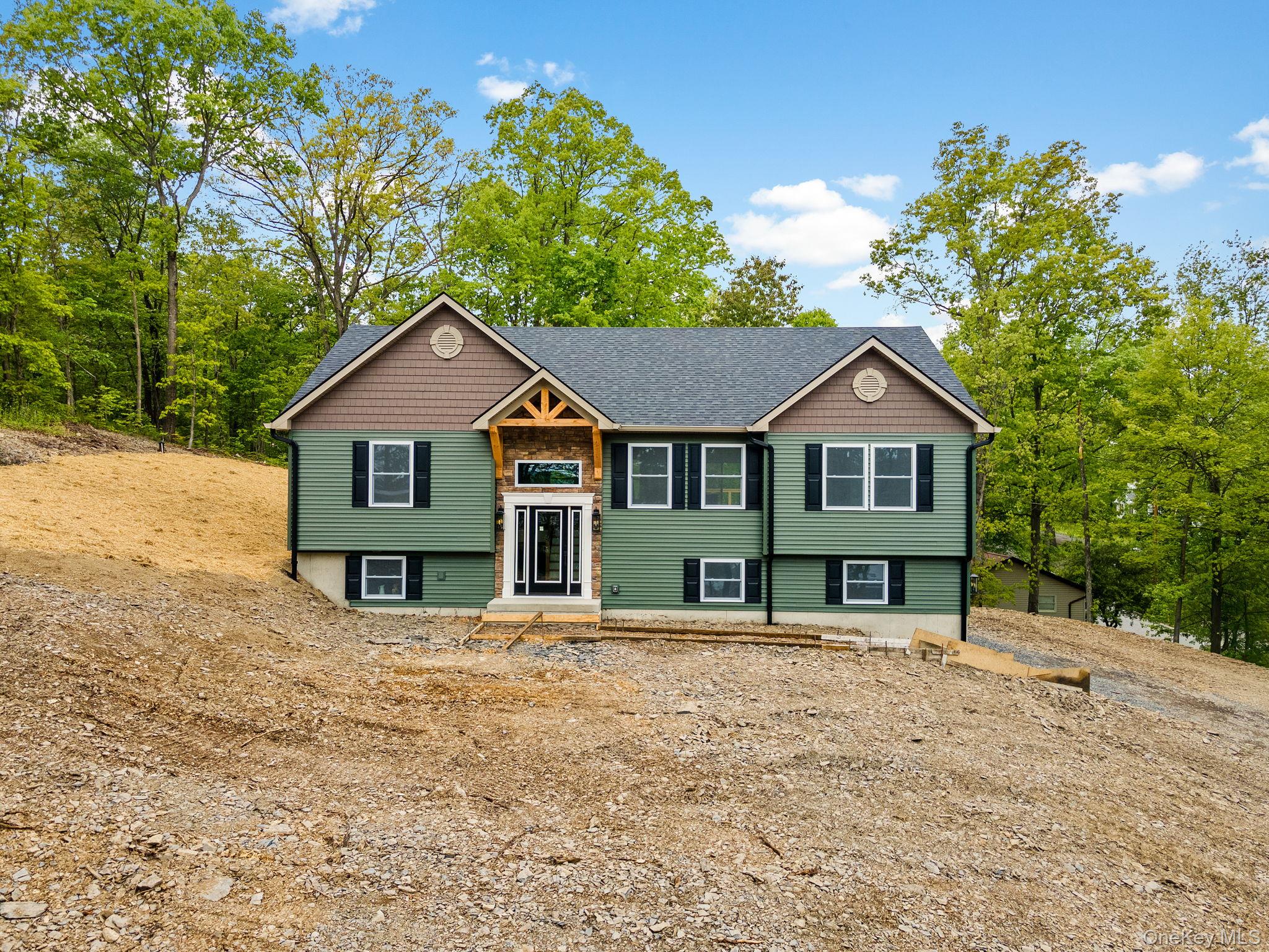 61 Smith Avenue – For Sale