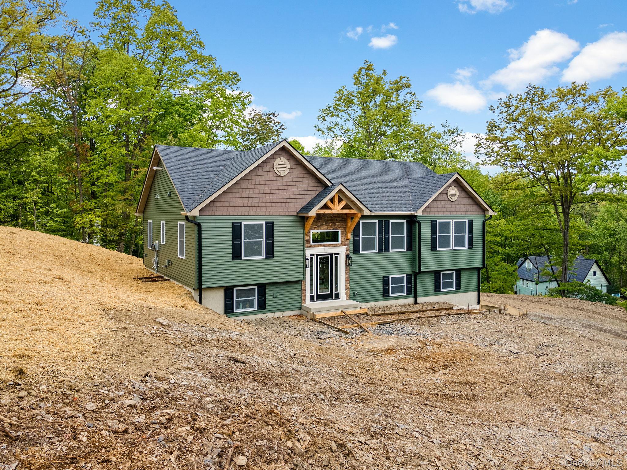 61 Smith Avenue – For Sale photo 37