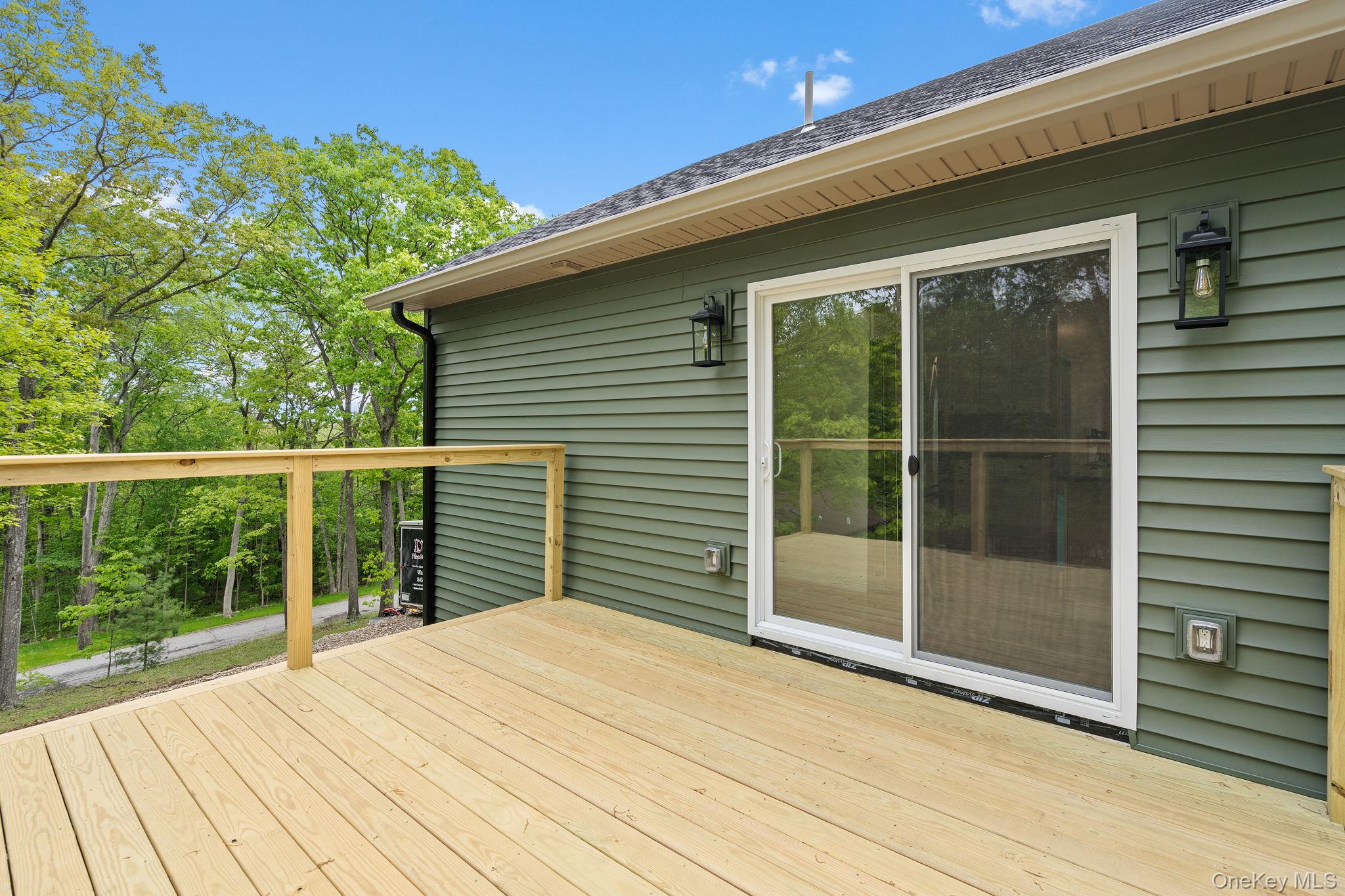 61 Smith Avenue – For Sale photo 33