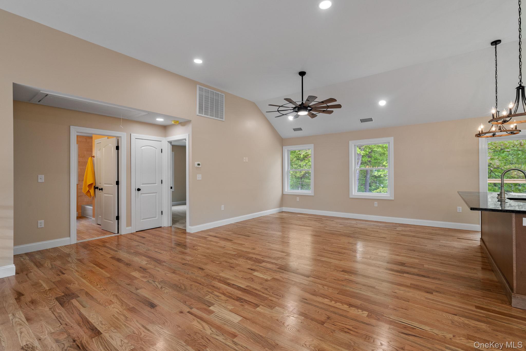61 Smith Avenue – For Sale photo 12