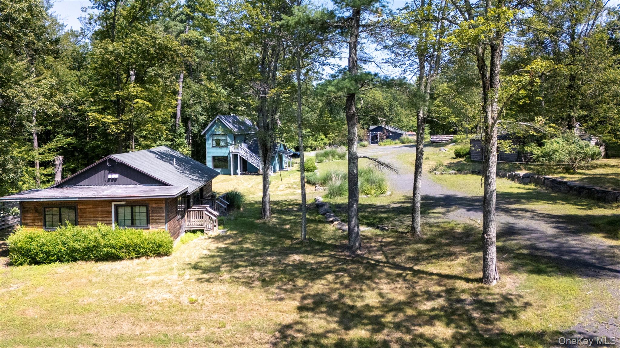 20 Country Club Lane – For Sale photo 10
