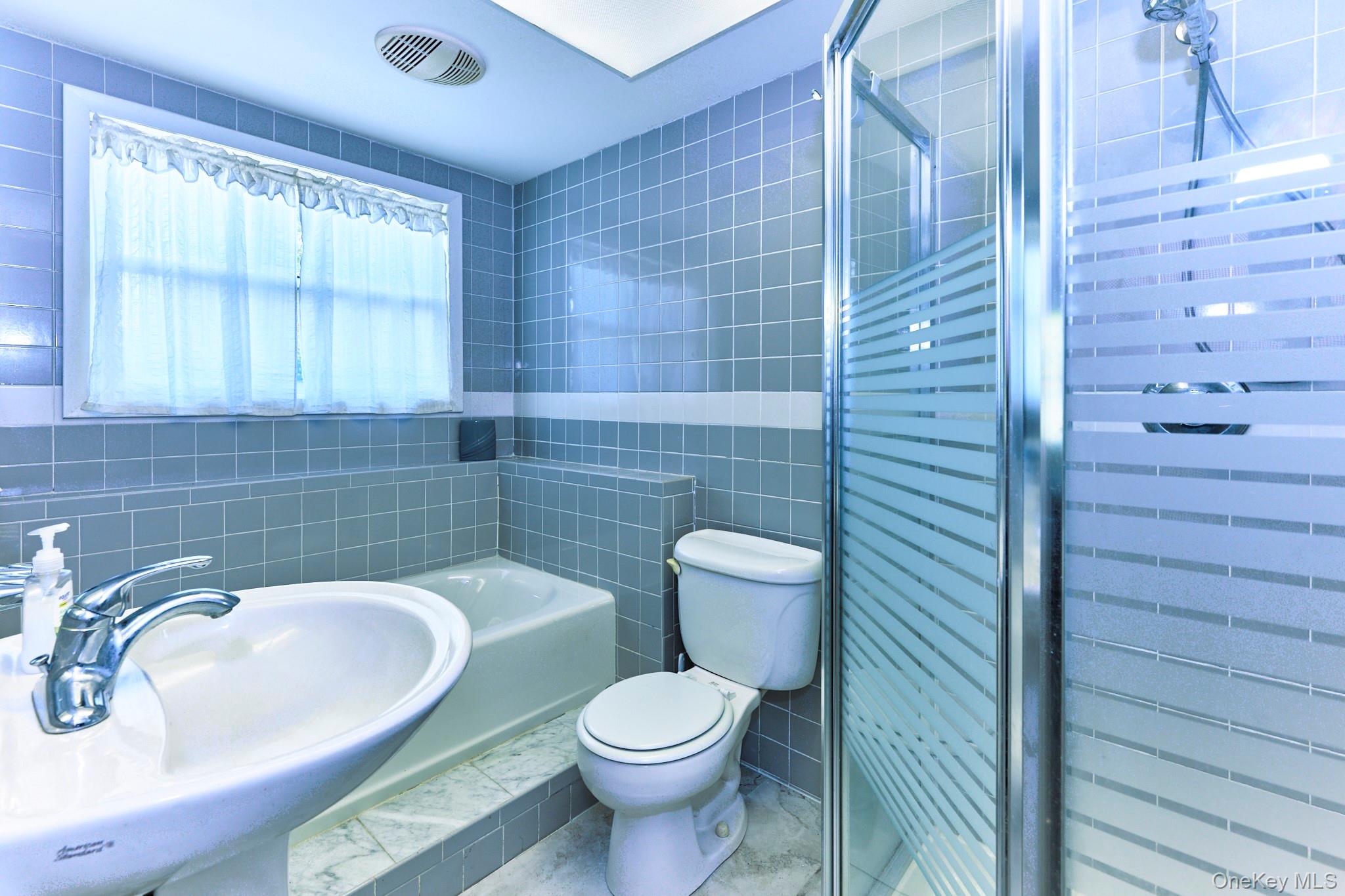 10 W Simmon – For Sale photo 23