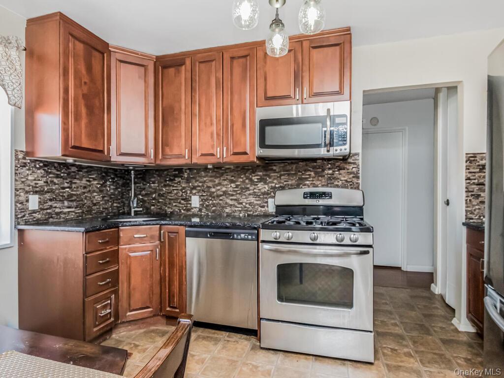 11 Balint Drive, Unit 645 photo 3