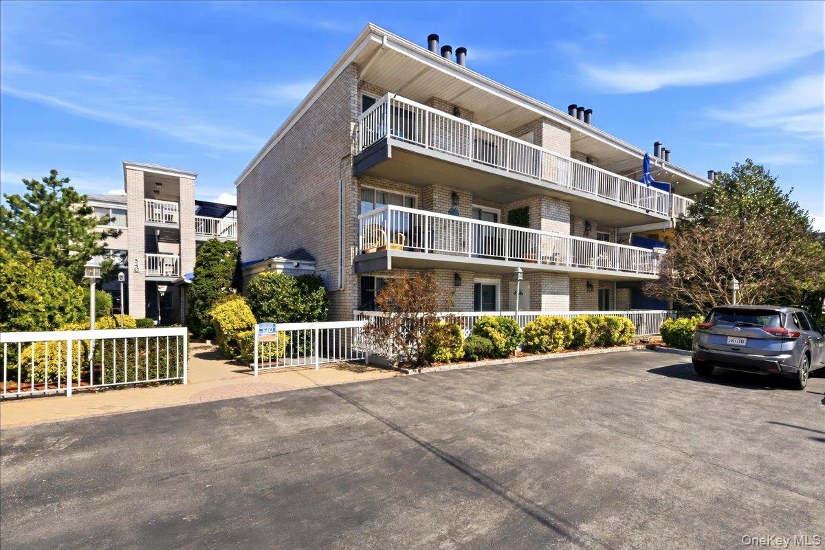 540 Ellsworth Avenue, Unit D2