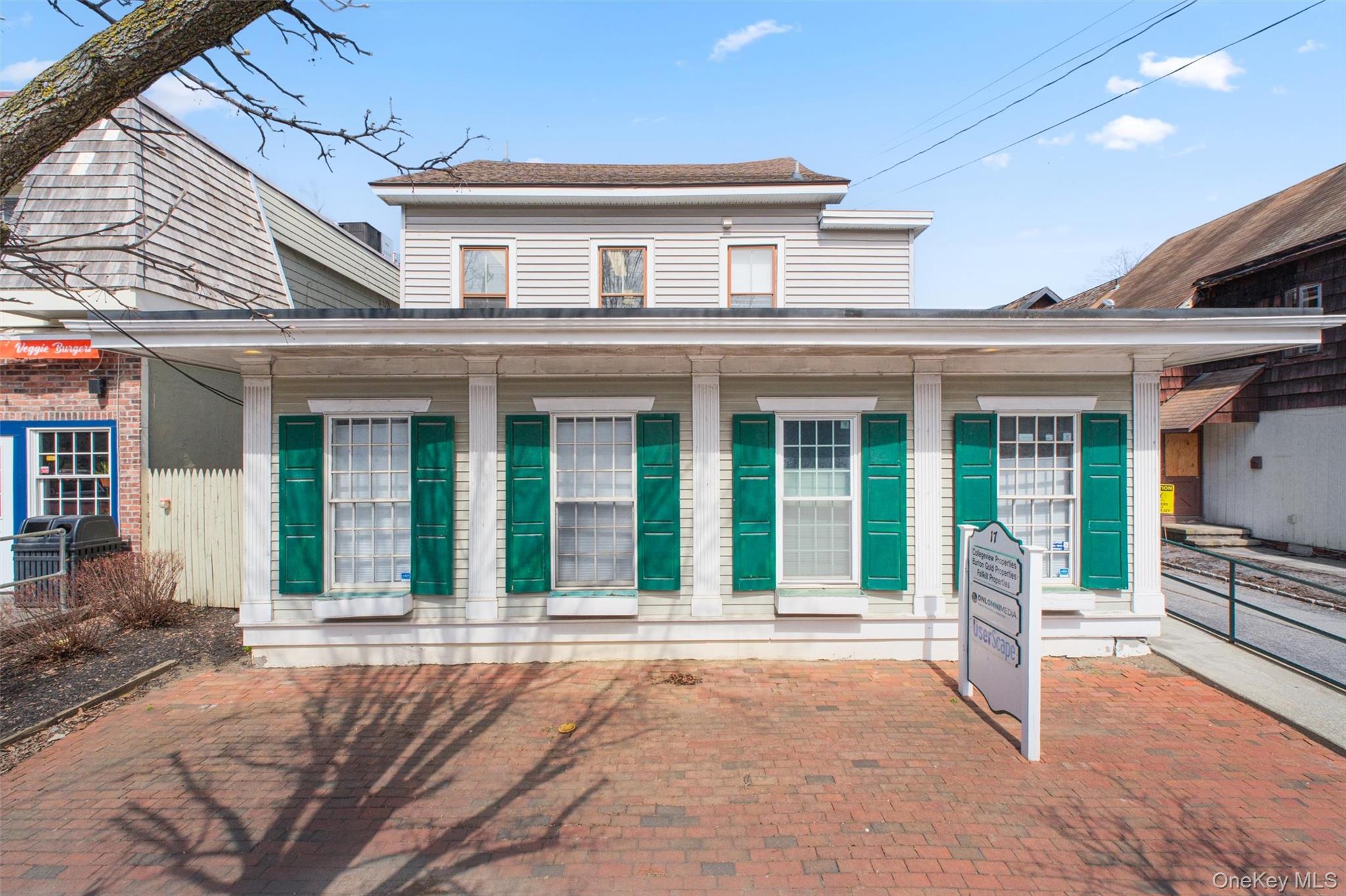 17 Collegeview Avenue – For Rent photo 4