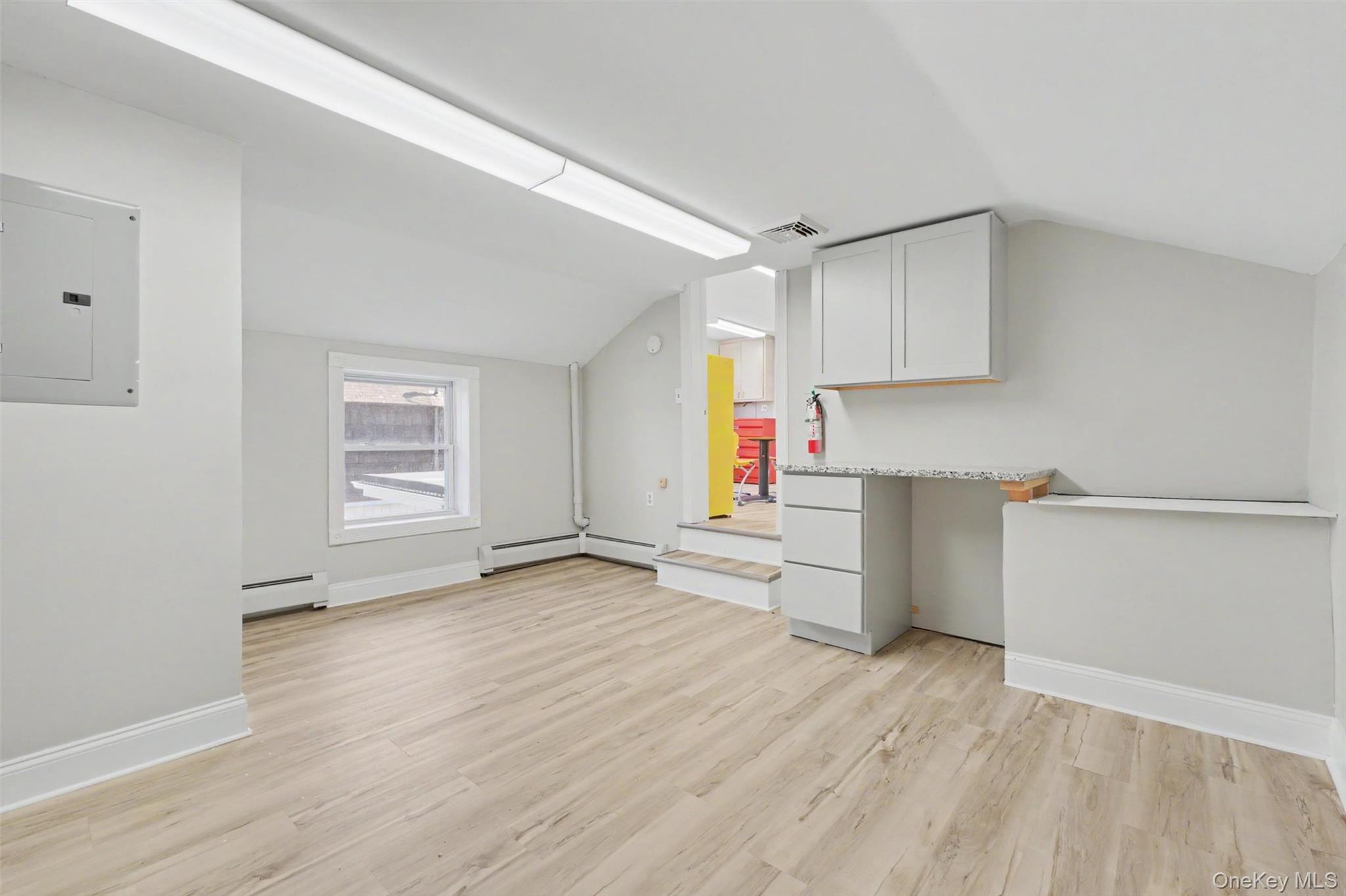 17 Collegeview Avenue – For Rent photo 23