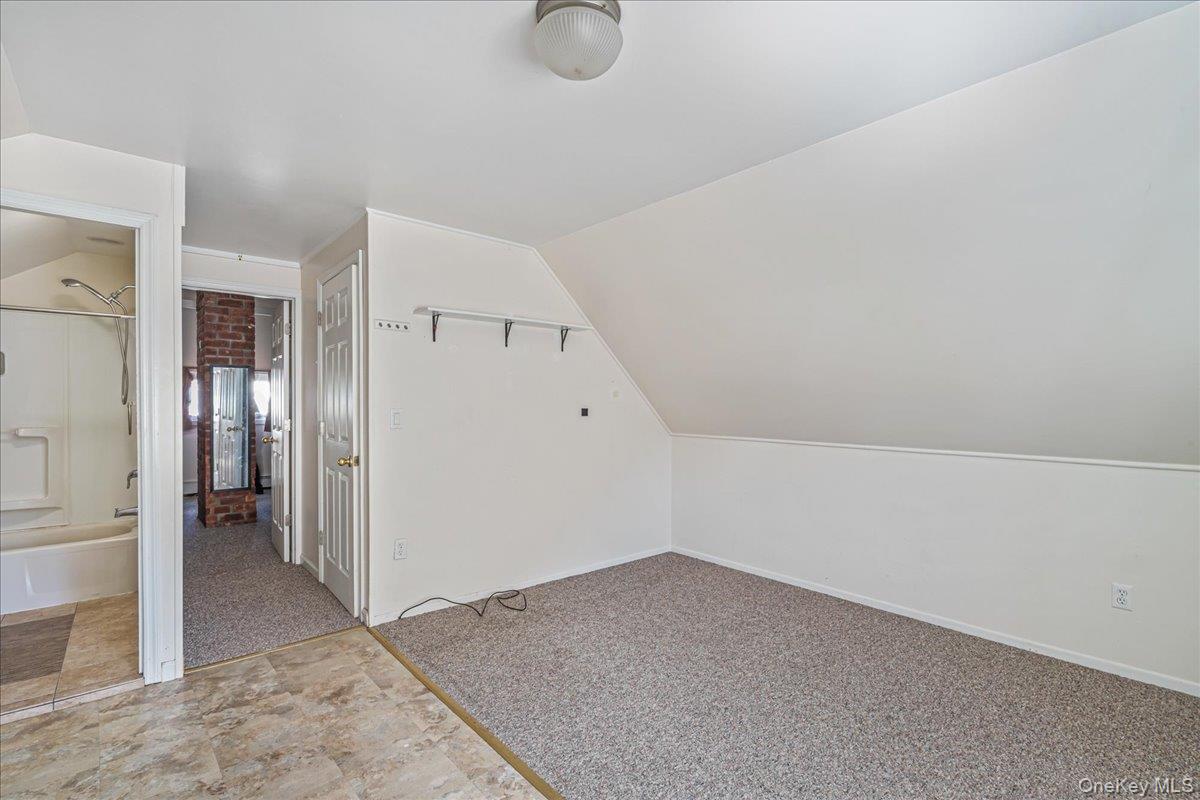 236 Duckpond Drive S – For Sale photo 21