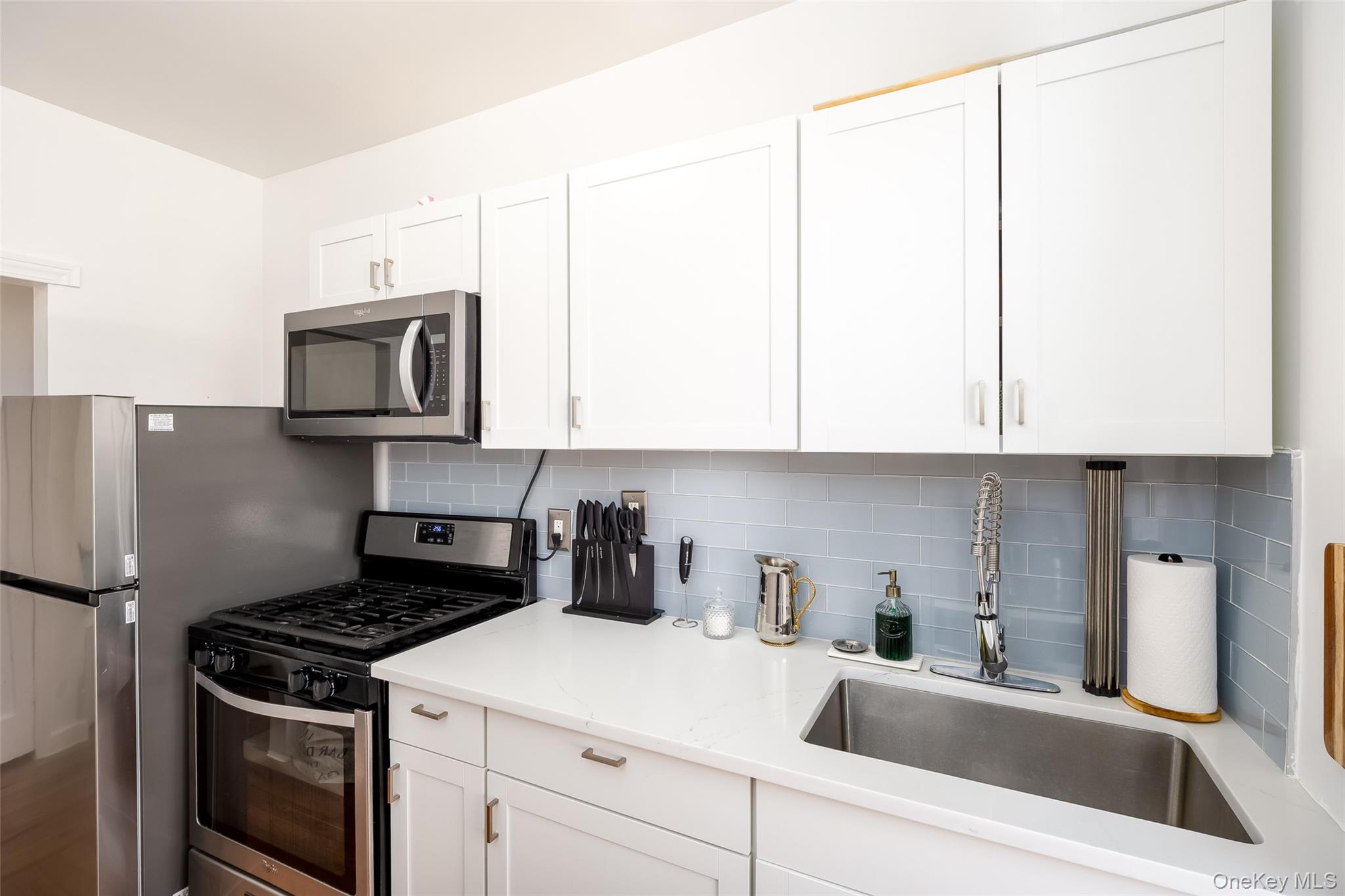910 Dinsmore Avenue – For Sale photo 14